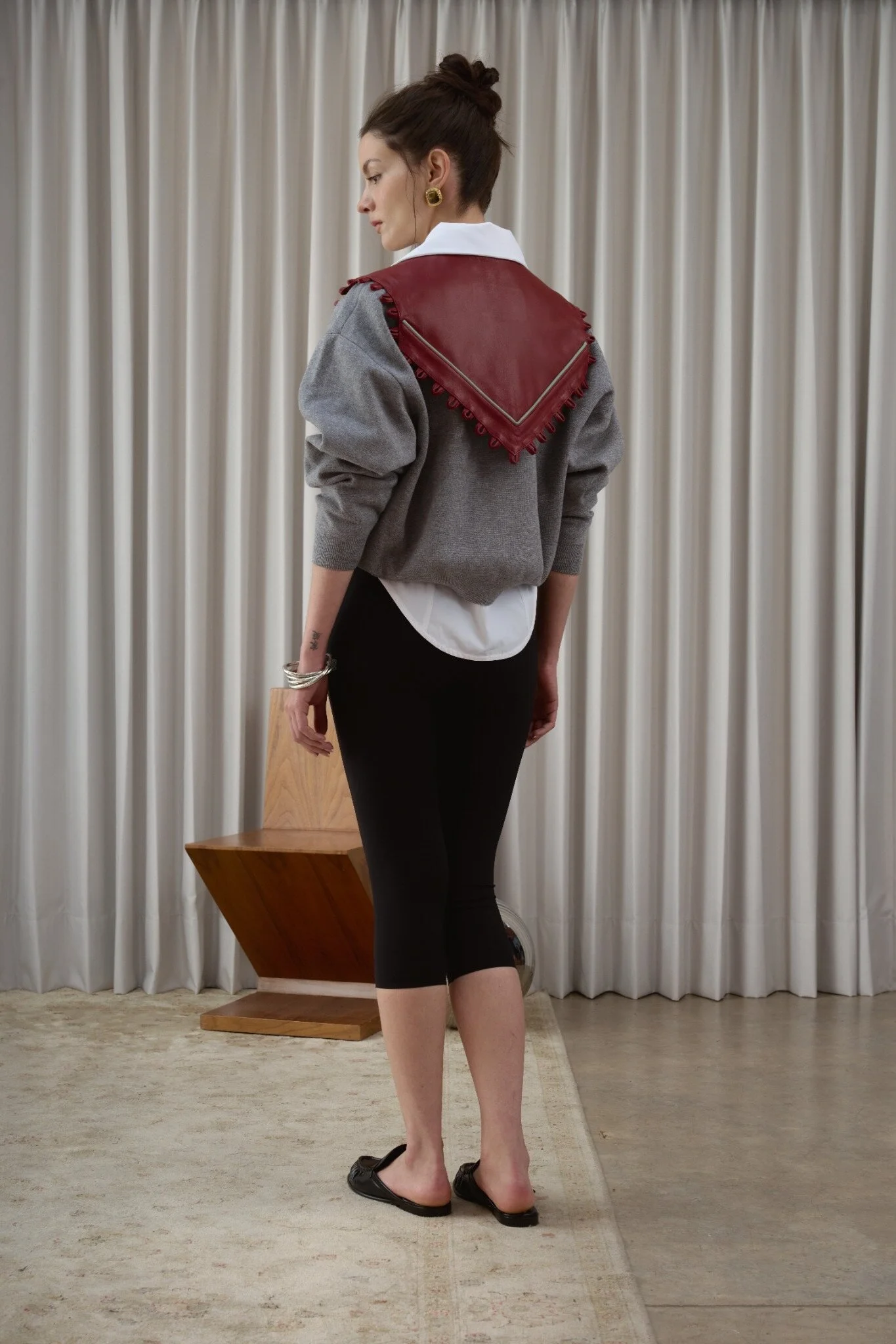 04_Leather_Collar_Red_Mint_Back.jpg