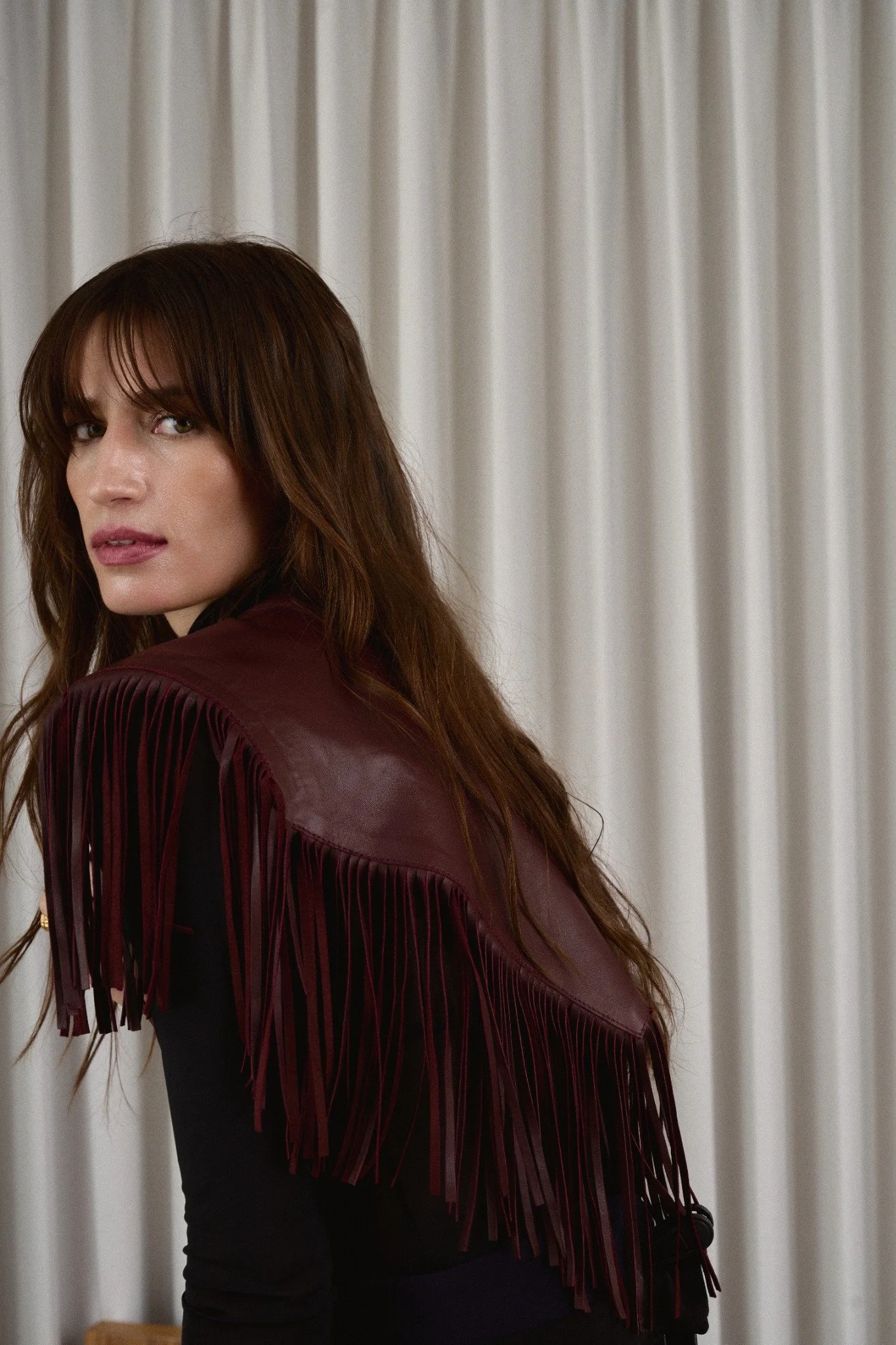 03_Mini_Leather_Cape_Red_Wine_Side.jpg