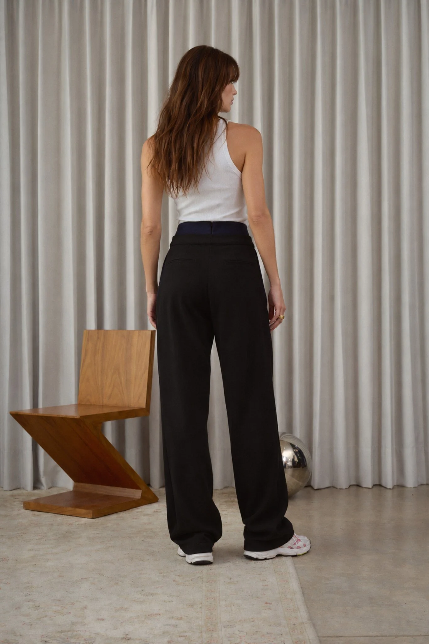 04_Double_Waistband_Pants_Black_Navy_Blue_Back.jpg