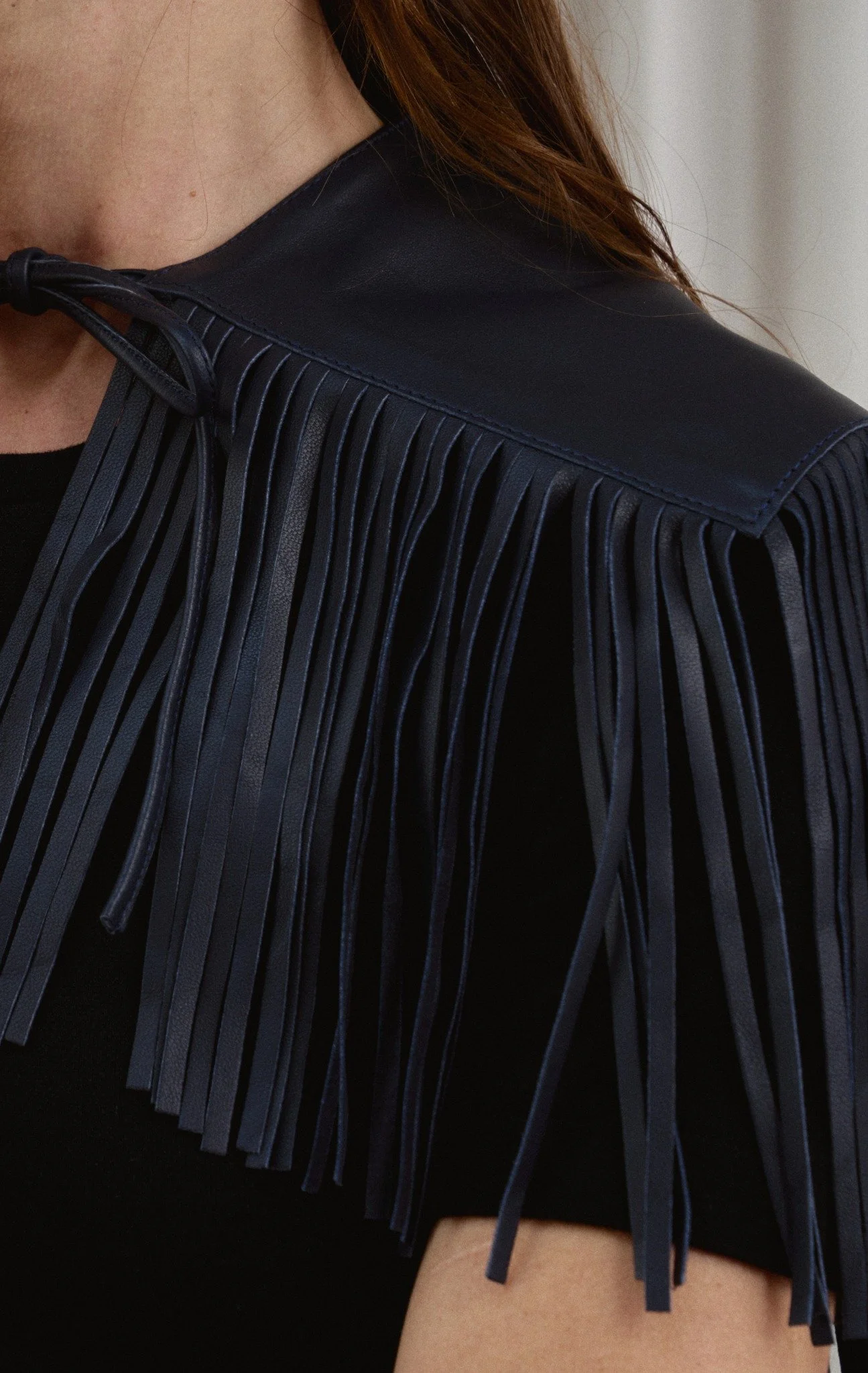 05_Mini_Leather_Cape_Navy_Detail.jpg
