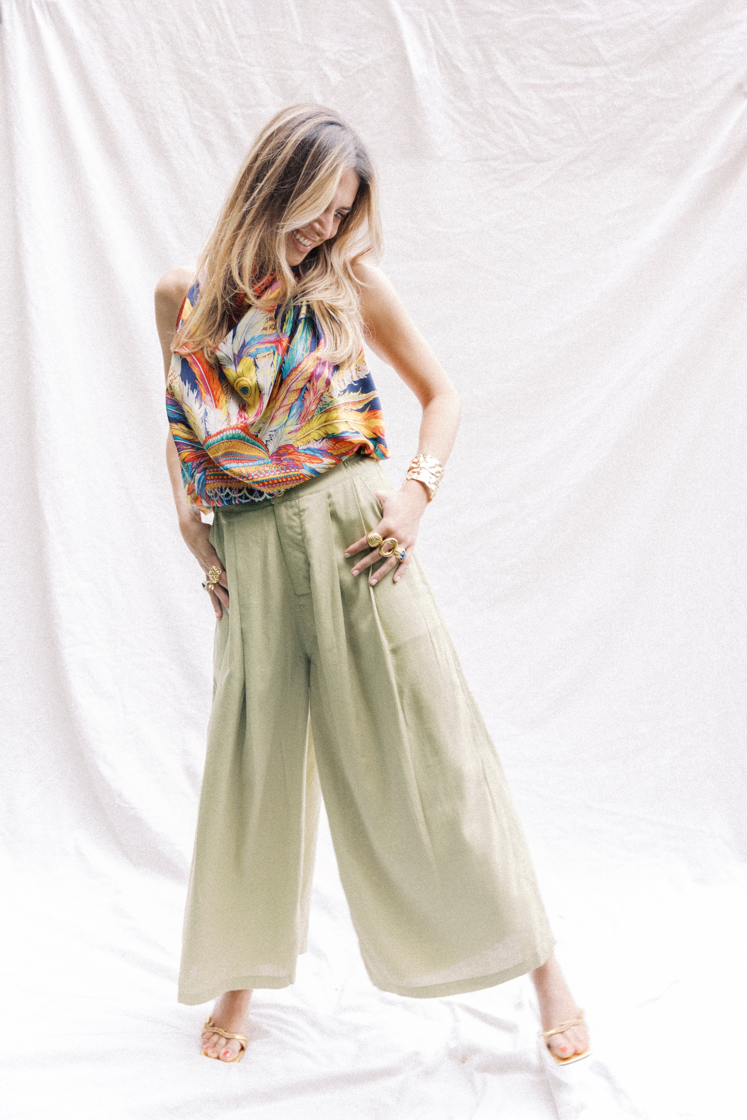 The Eterna Linen Pants with Stone Button Detail