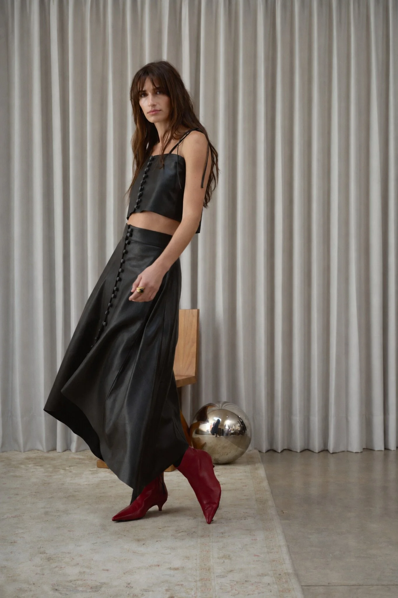 04_Dave_Skirt_Black_Side_Edited.jpg