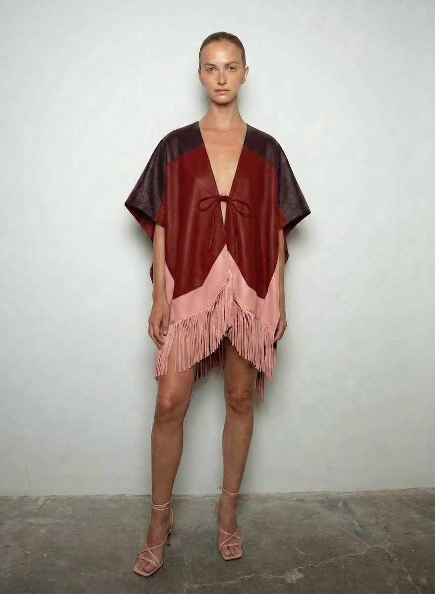 Leather poncho - v1.png