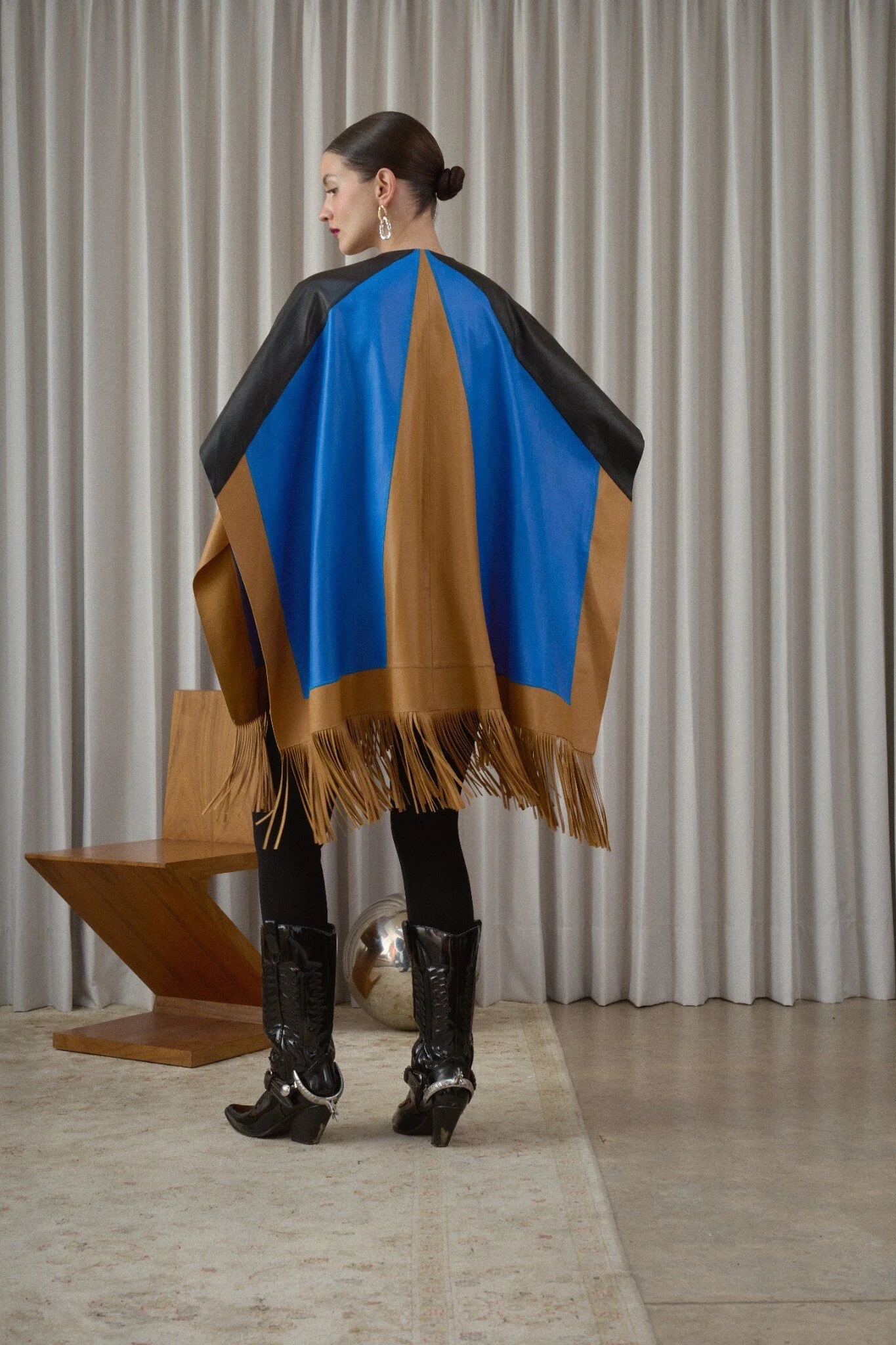 03_Poncho_With_Fringes_Black_Royal_Blue_Maple_Brown_Back.jpg
