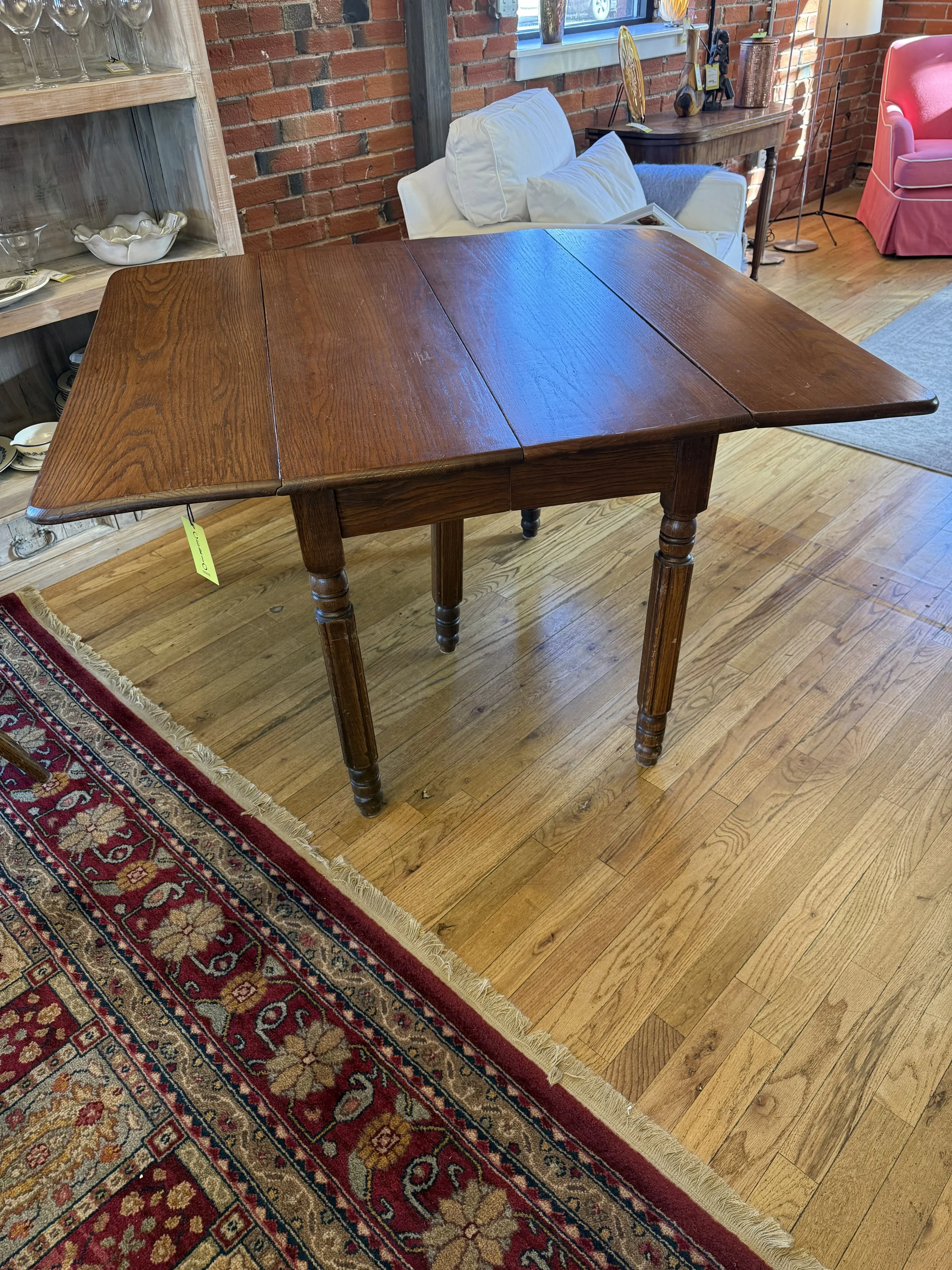 Antique OAk Drop Leaf Table w/ turned legs 48.5"x 42" 