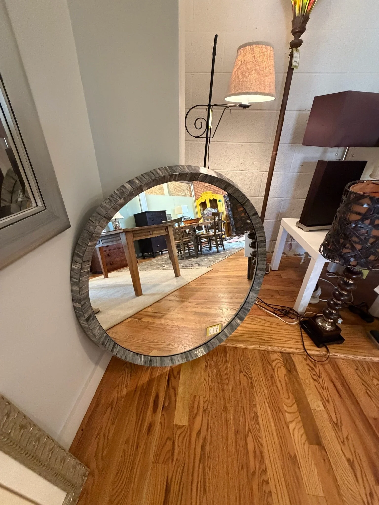 Mirror, round.jpeg