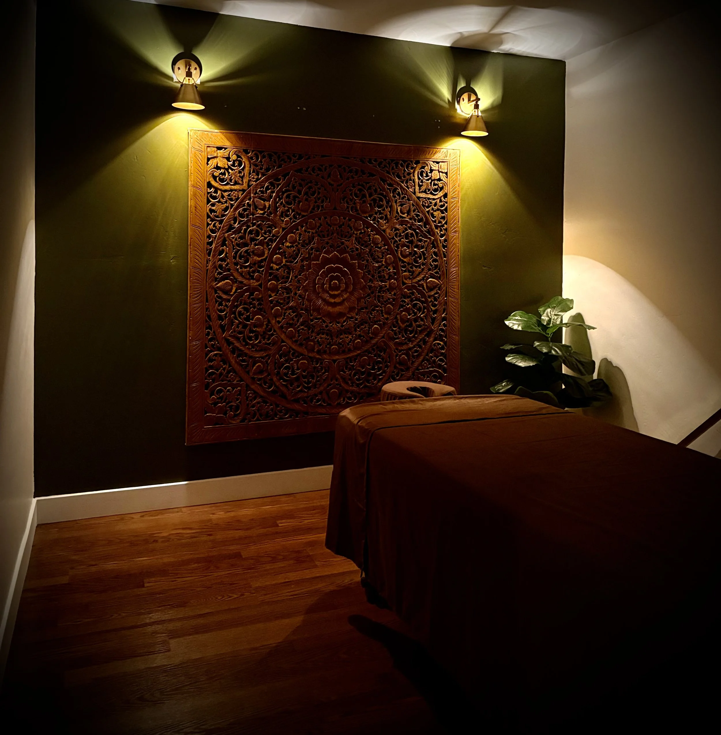 Relax in our private single massage room at The Grand Dara Thai Massage, San Diego. Enjoy authentic Thai massage in a calm, peaceful space designed for your ultimate comfort and rejuvenation.