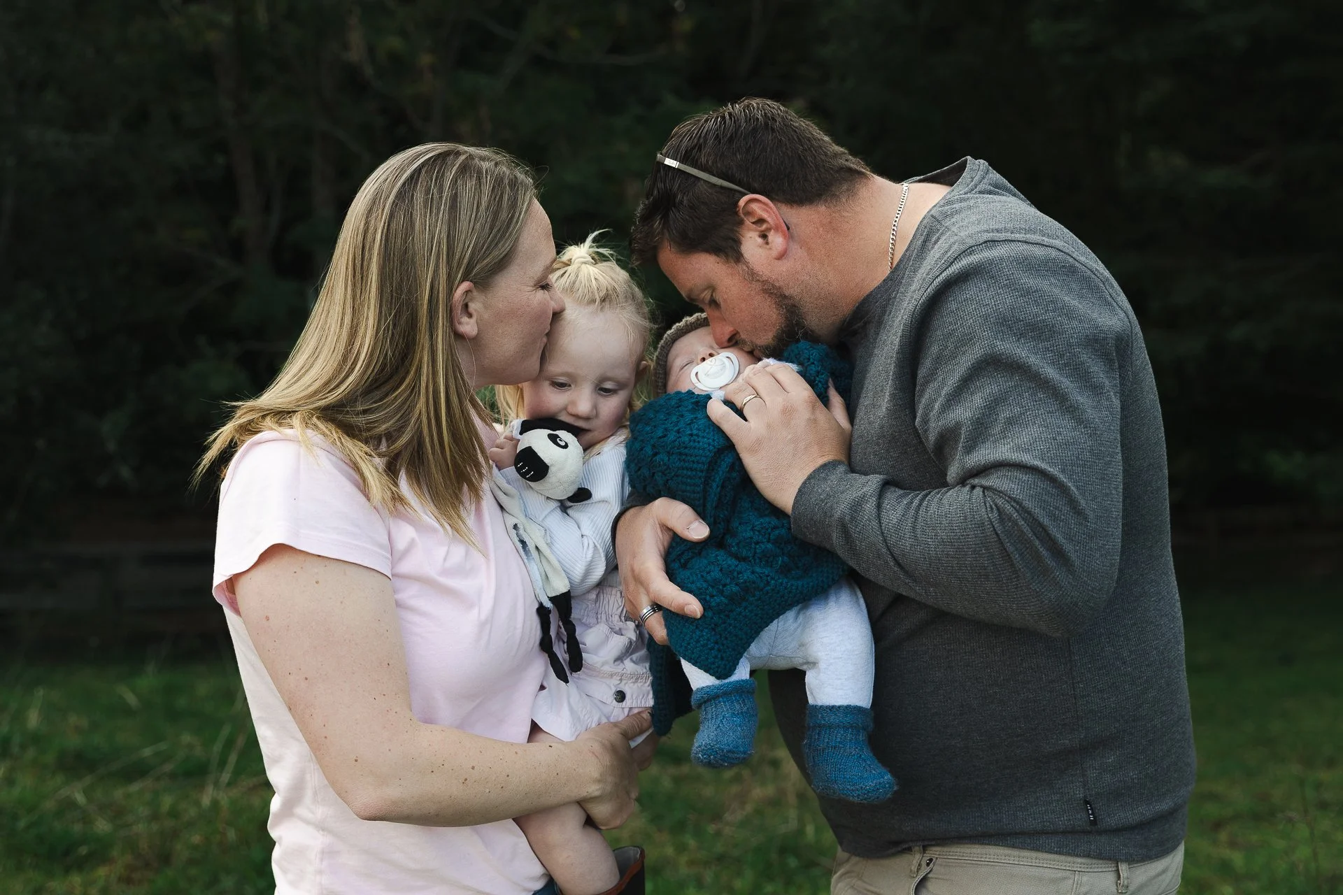 amymaycreative_Holland-Kearins Family-16.jpg
