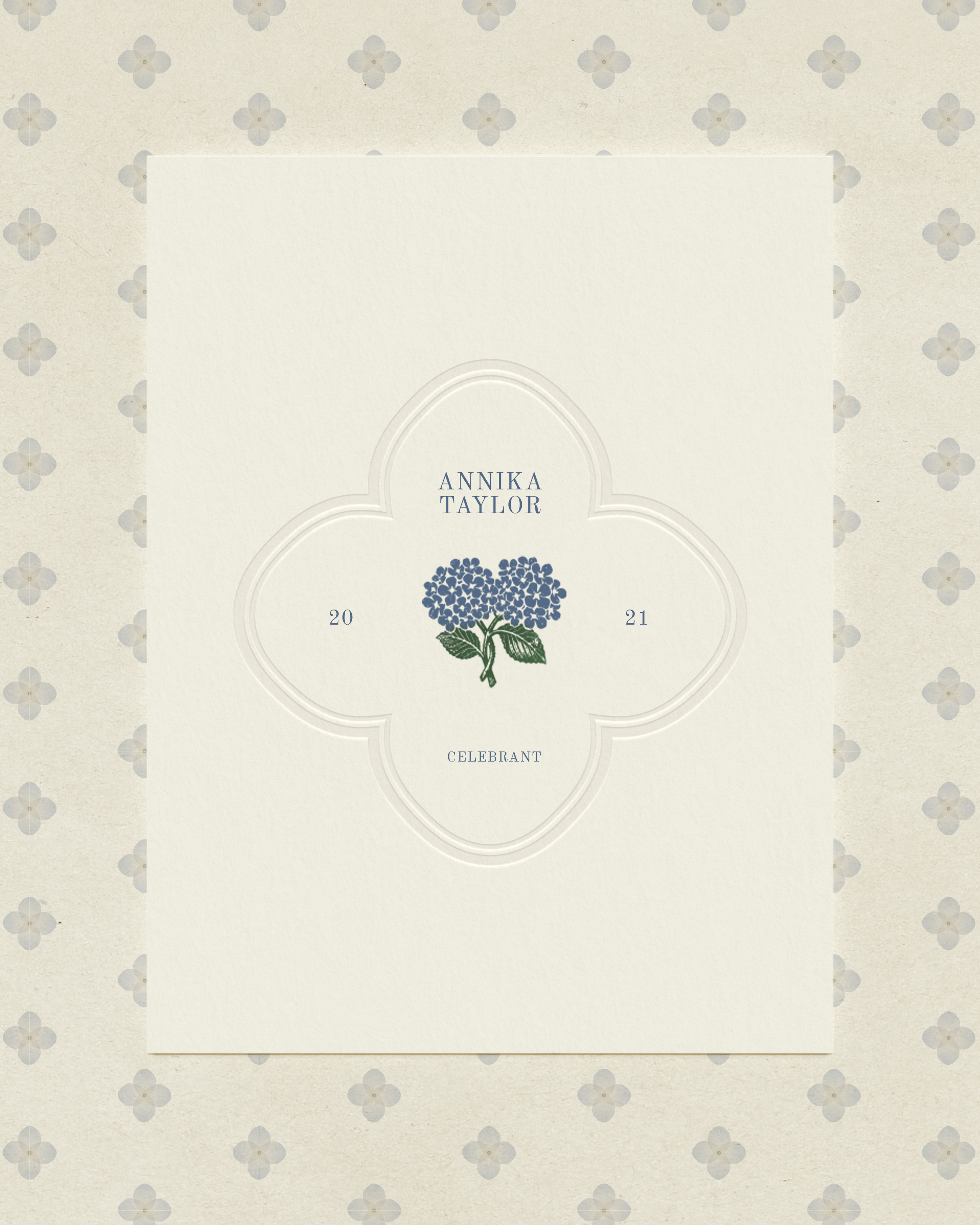 Annika Taylor - Logo2.png