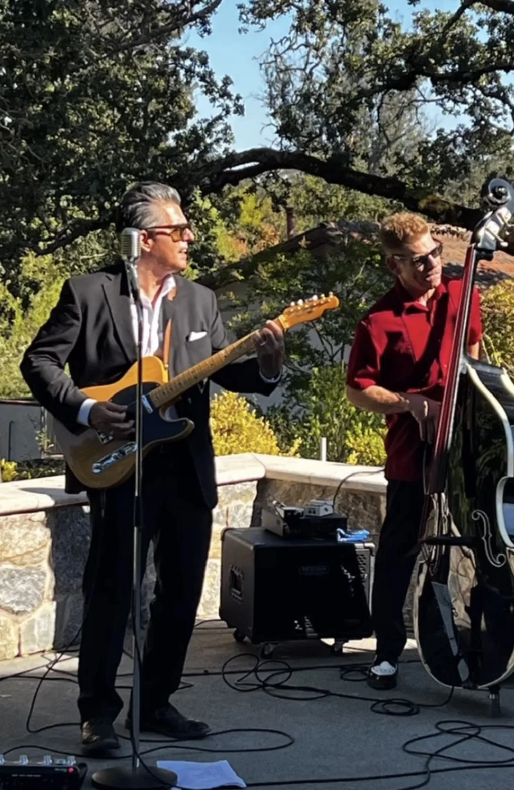 Derek Irving Duo