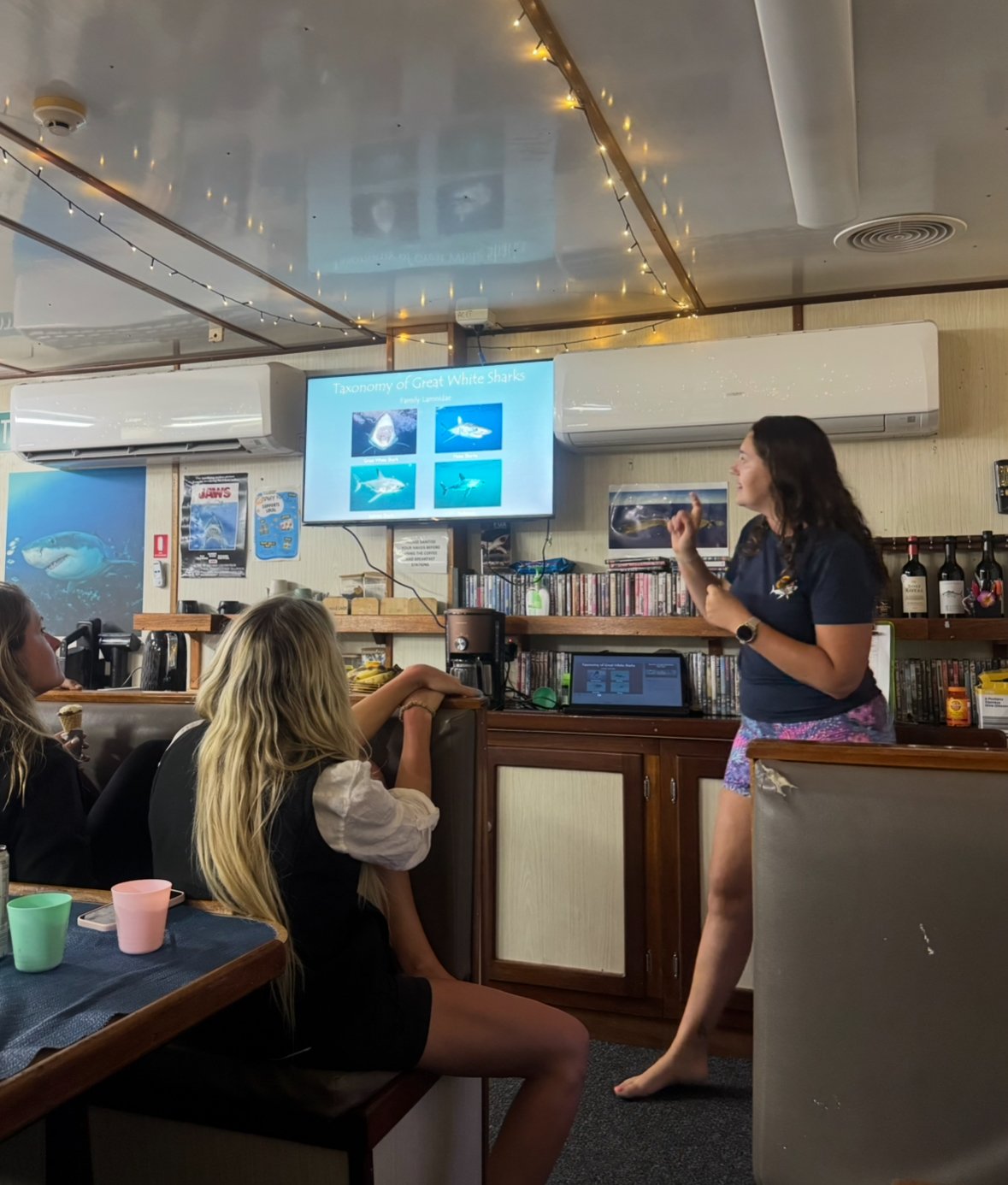 Marine research equipment operating underwater