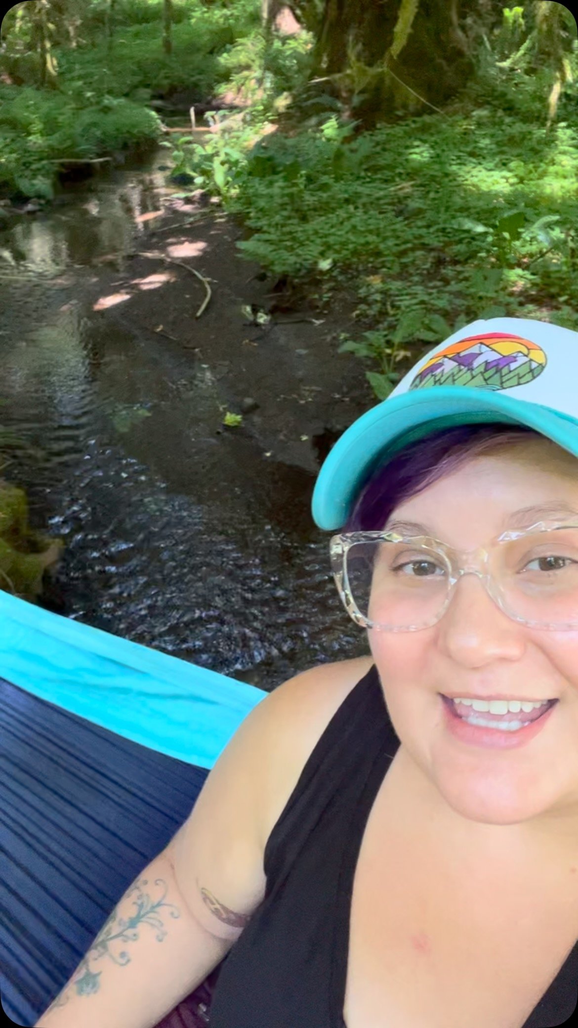 Hi, I’m Ananda Gear nature-based ecotherapist from Portland, Oregon. I believe that because we are nature, nature holds the key to our healing, well-being, and wholeness. I offer outdoor therapy sessions that welcome Nature to join us as a co-t
