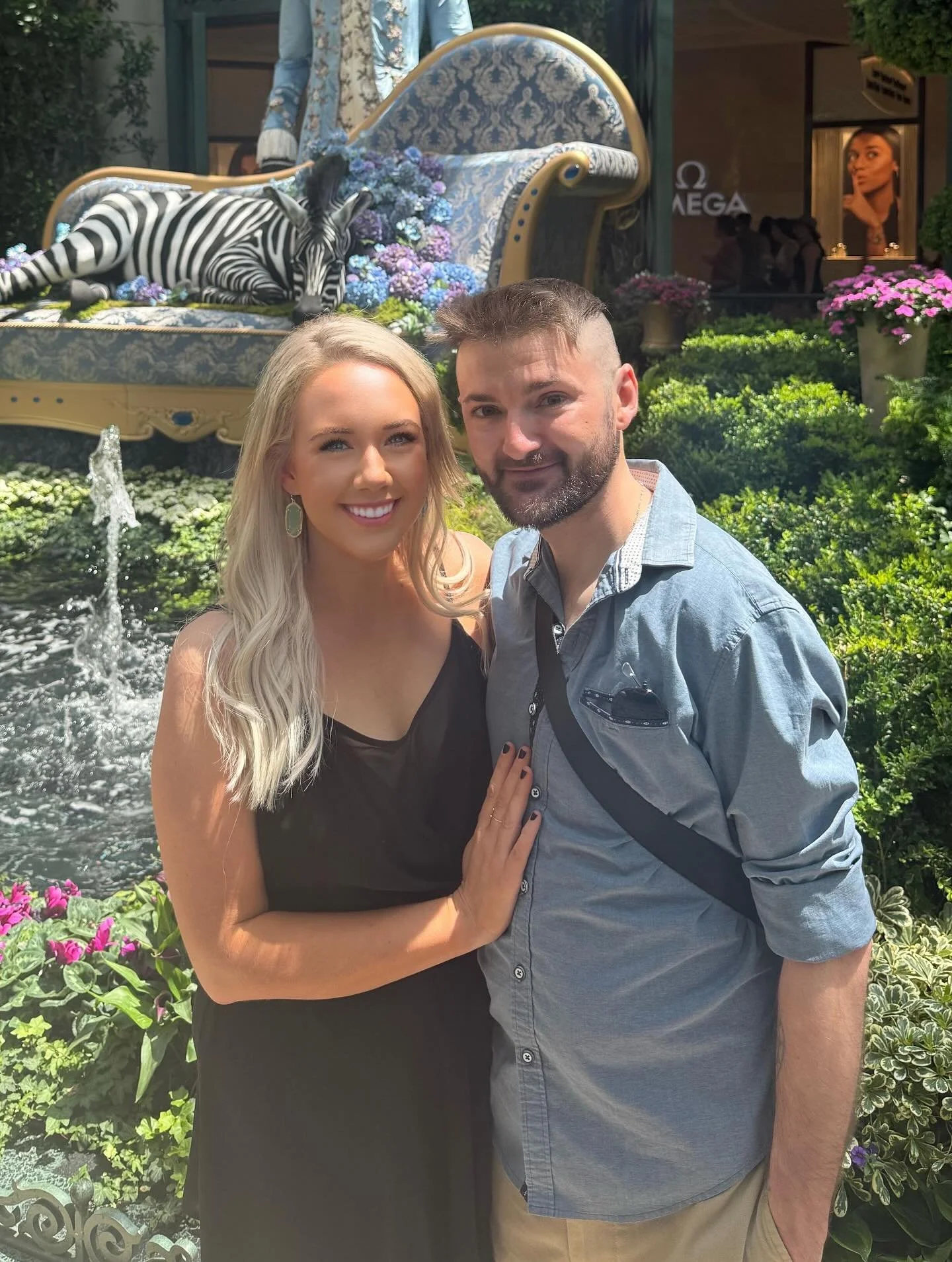 Well&hellip; I&rsquo;m obsessed! She asked for a medium tan on the lighter side -just enough for that soft, glowy sun-kissed look! 

She loves it, I love it, and I know you love it&hellip;
Now excuse me while I go book myself in for a tan 😍 

#slcmo