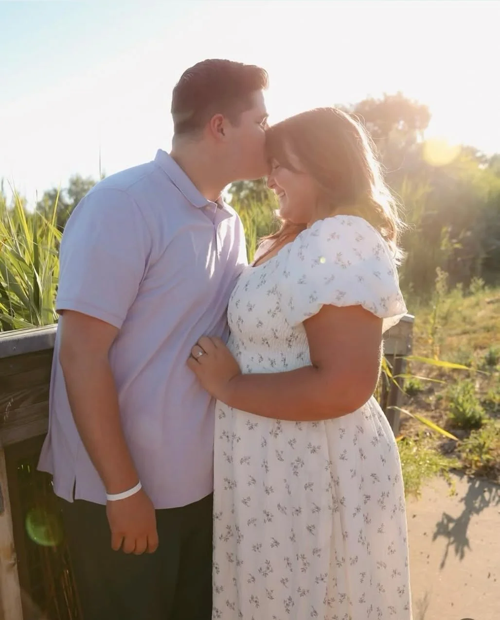 That ✨golden ✨hour glow! 
@shot.bynat 🙌
@lydia.jex 😍 

Got a photoshoot coming up? Book your glow with me! 

#utahspraytan #bluffdalespraytan #utahcountyspraytan