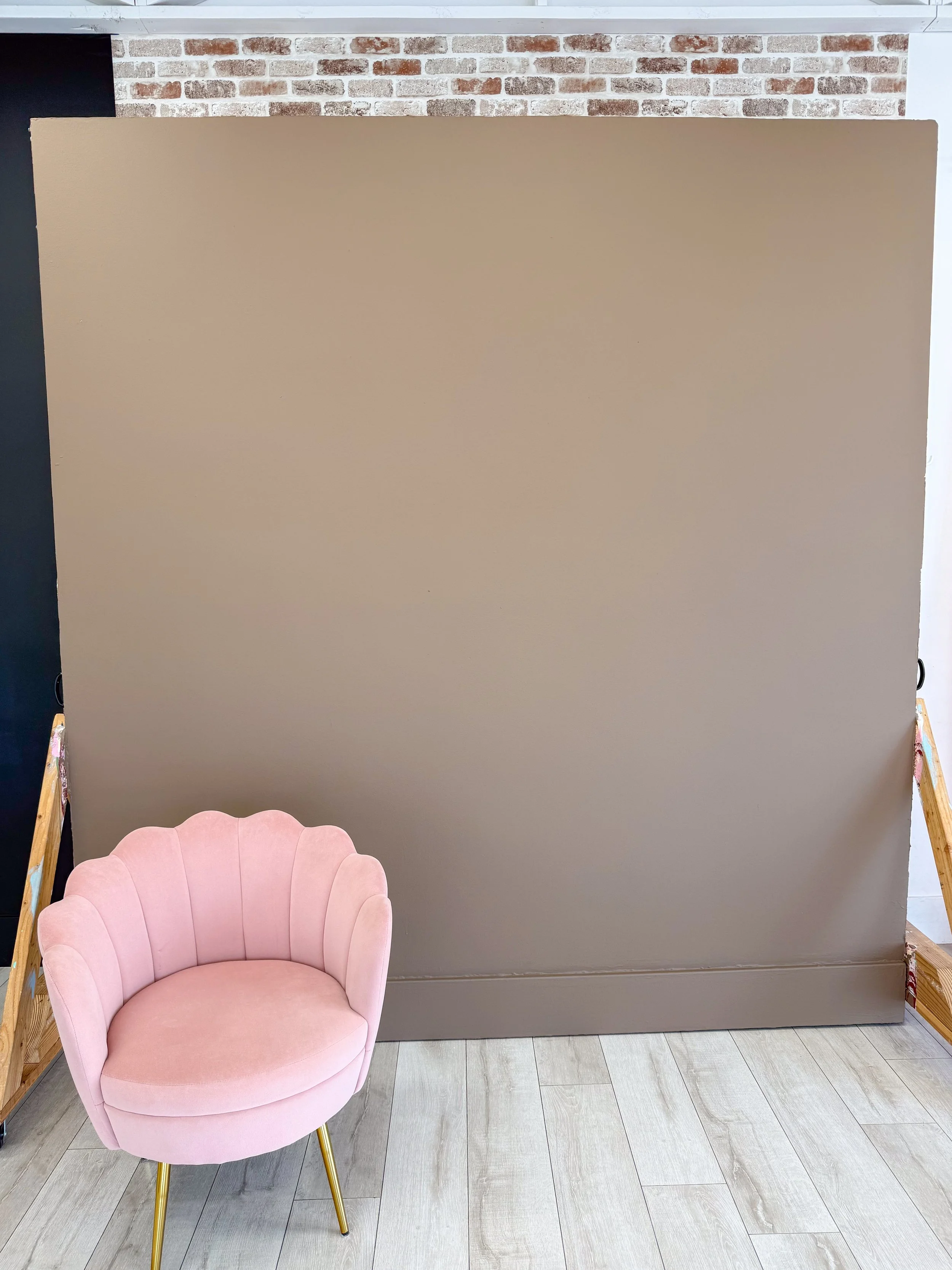 Warm neutral brown wall backdrop perfect for professional photography, branding sessions, headshots, family portraits, commercial photography, product photography, and video content creation. This versatile backdrop complements nearly every color pal