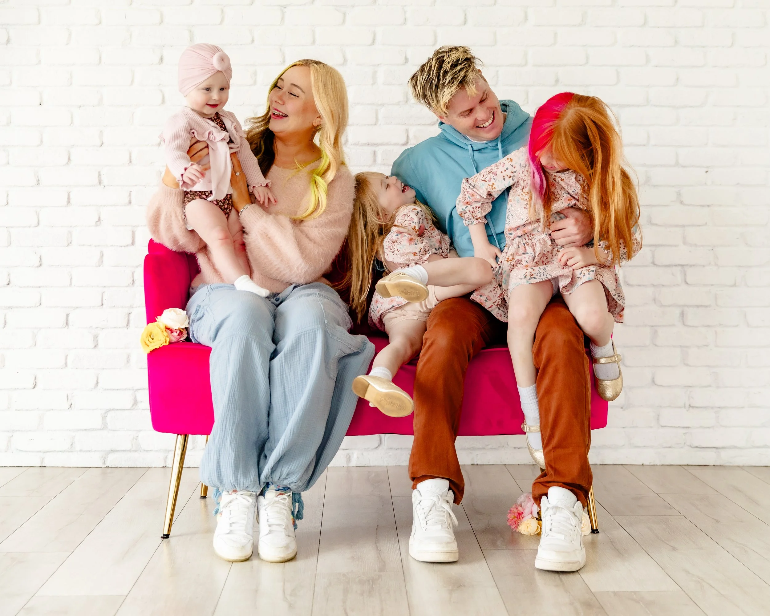 50 Family Photo Prompts to Get Natural, Candid Moments