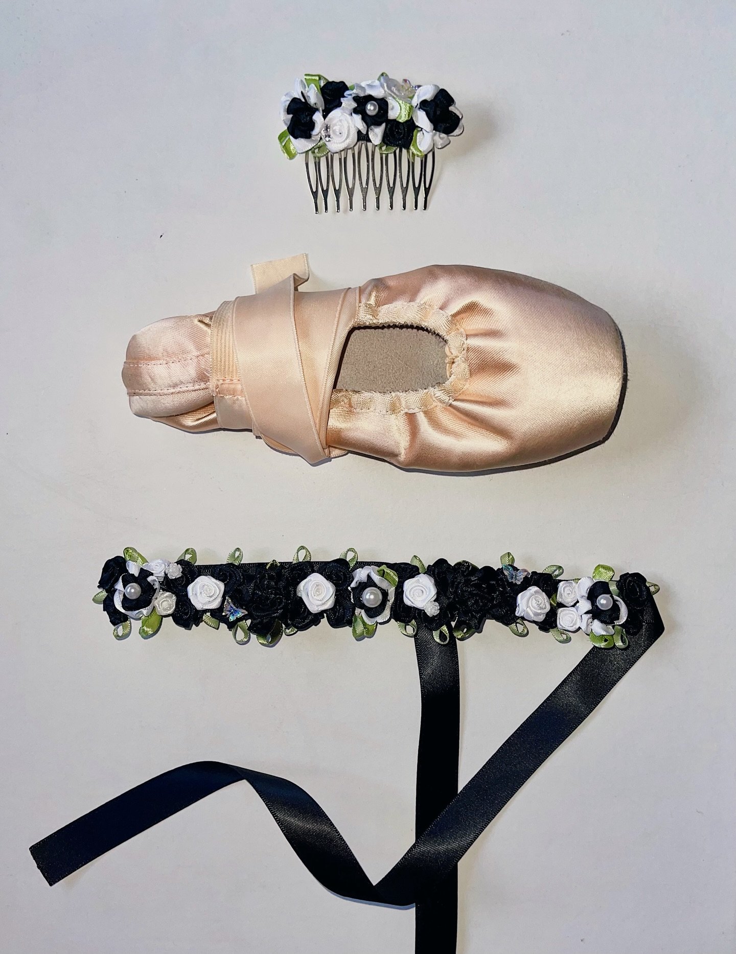 🖤🤍The Muse Collection🤍🖤

Elegant and simple, what would you add to the Muse Collection?