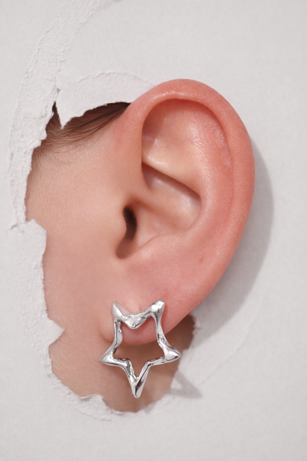Hollow Star | Silver Studs