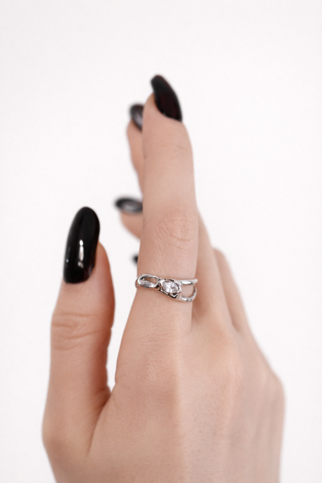 Glint | Size 7 | Silver Ring with White CZ