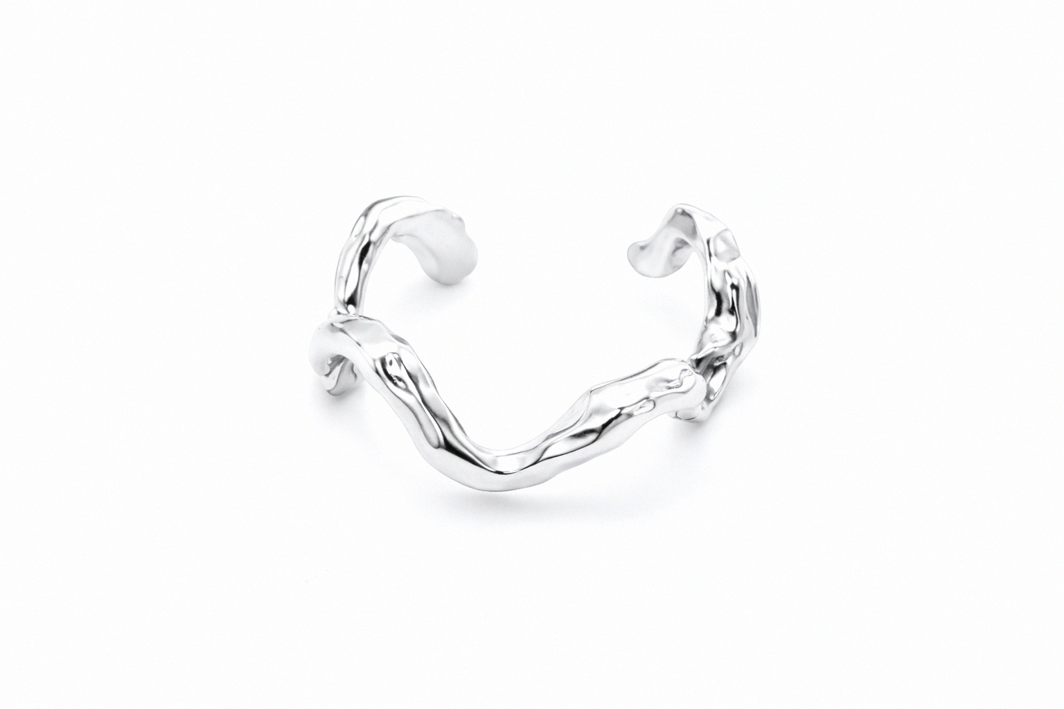 Wave Line | Silver Earcuff