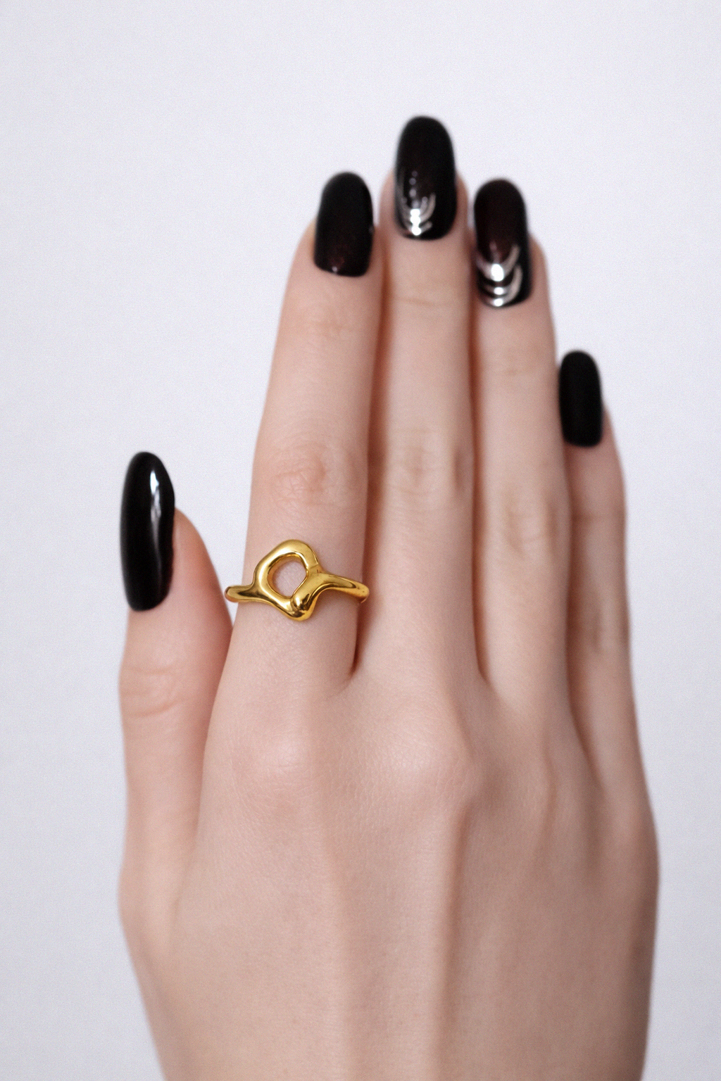 Hollow Current | Size 6 1/2 | Yellow Bronze Ring