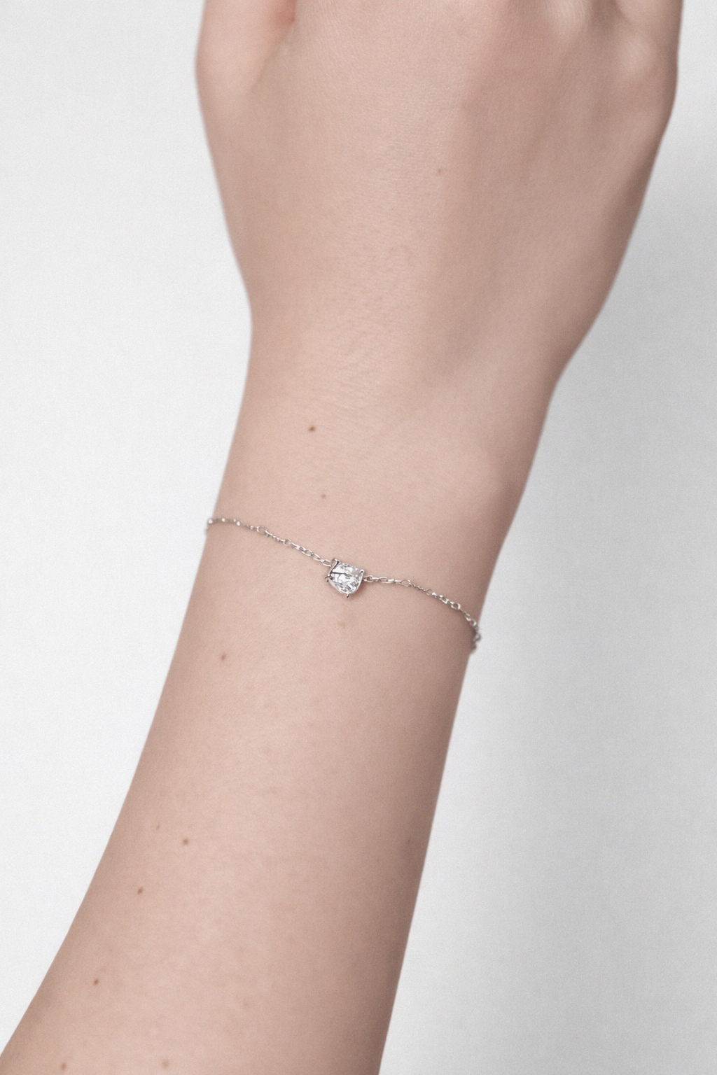 Offset Hold | Silver Bracelet with White CZ