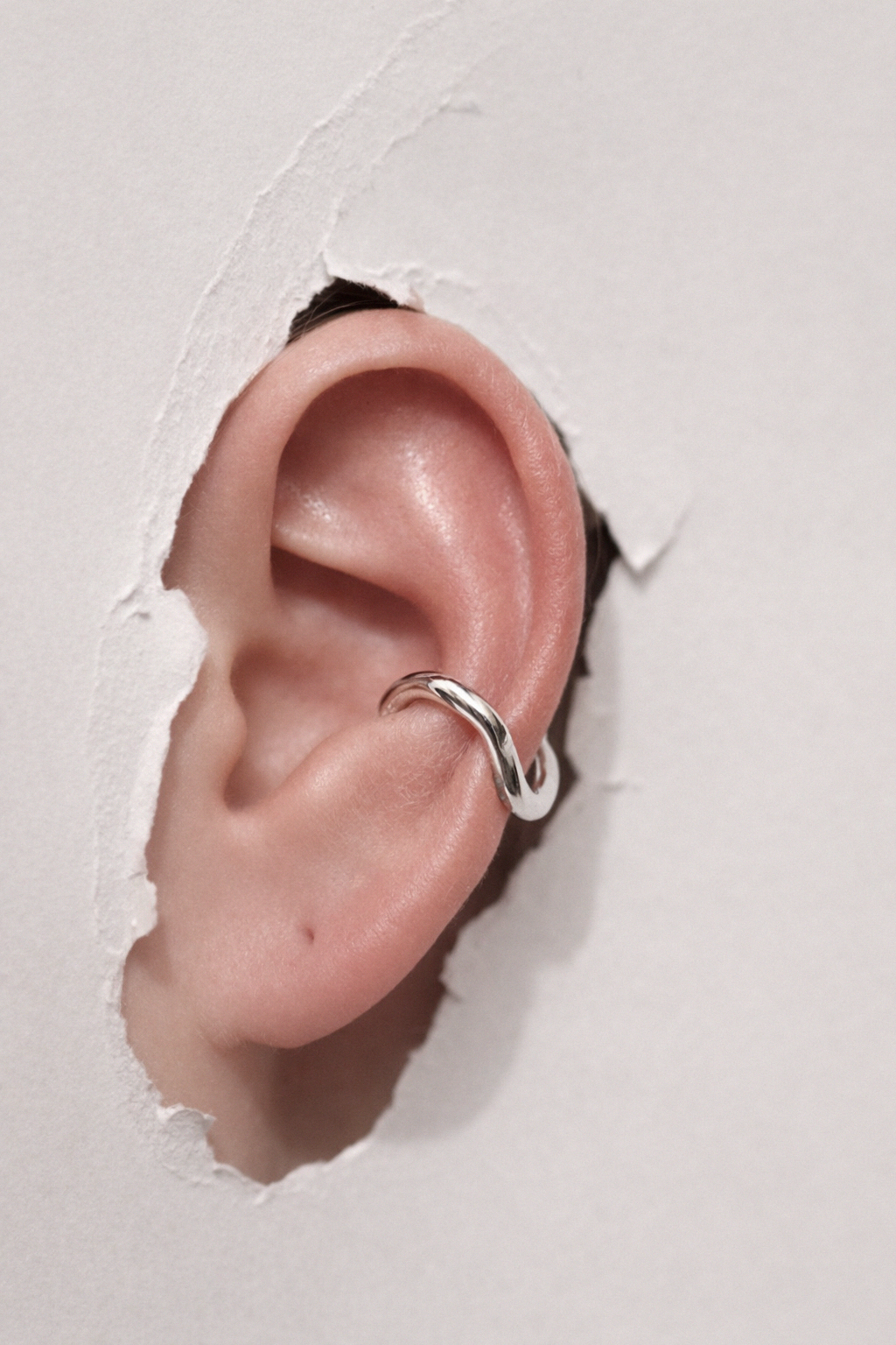 Inflated Line | Silver Earcuff