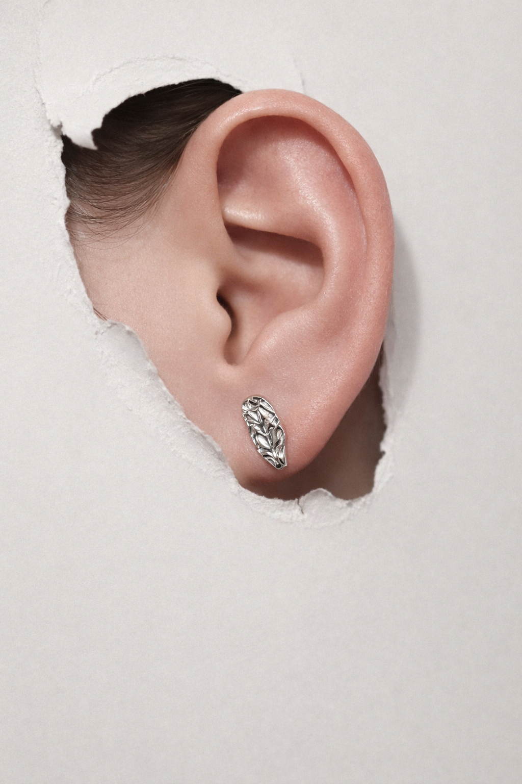 Molten Surface | Silver Studs