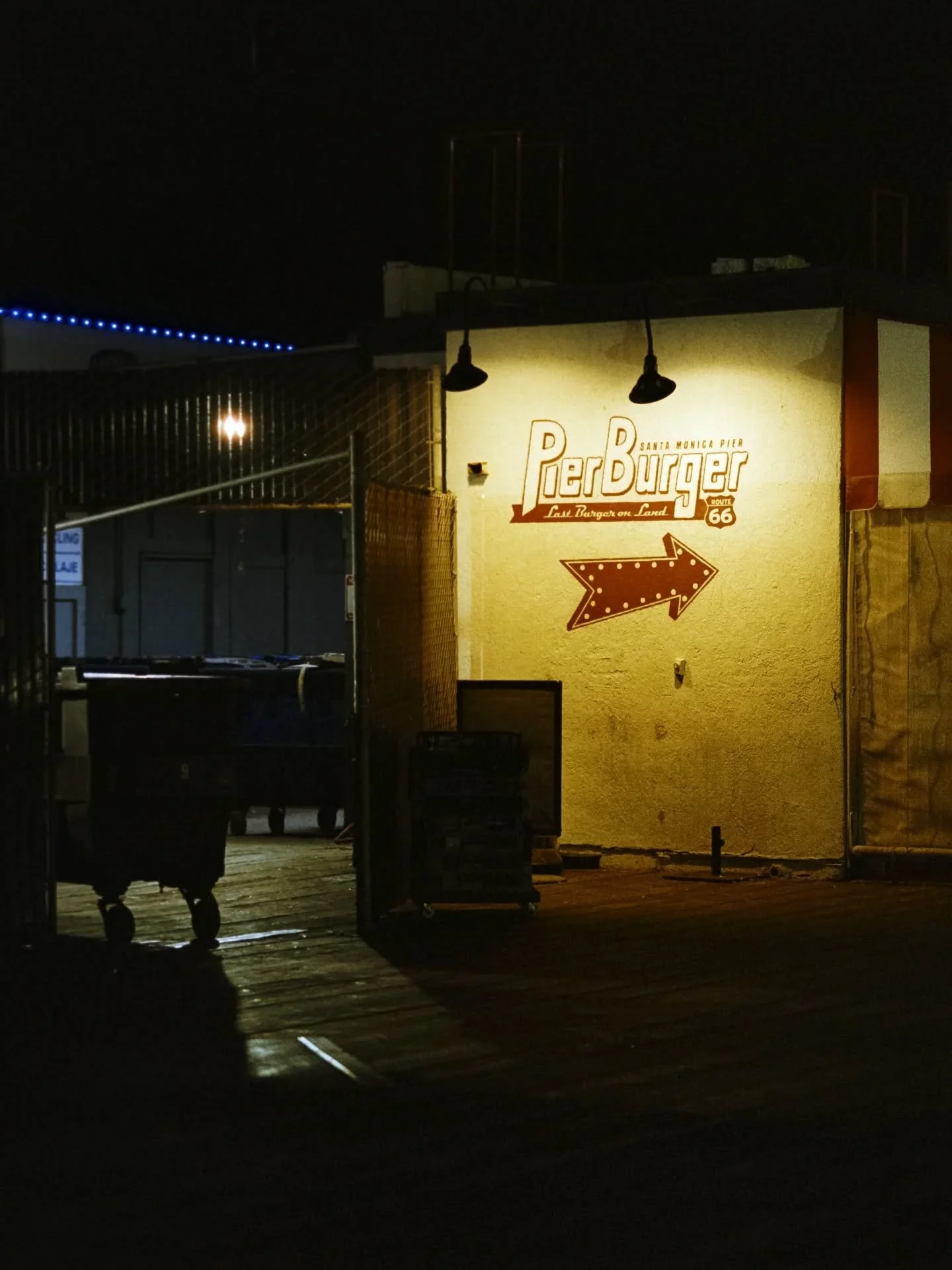 Gold 800 from a kodak disposable pushed 2 stops to 1600, loved the results
Shot with the Canon Elan 7s with a sigma 85mm 1.4