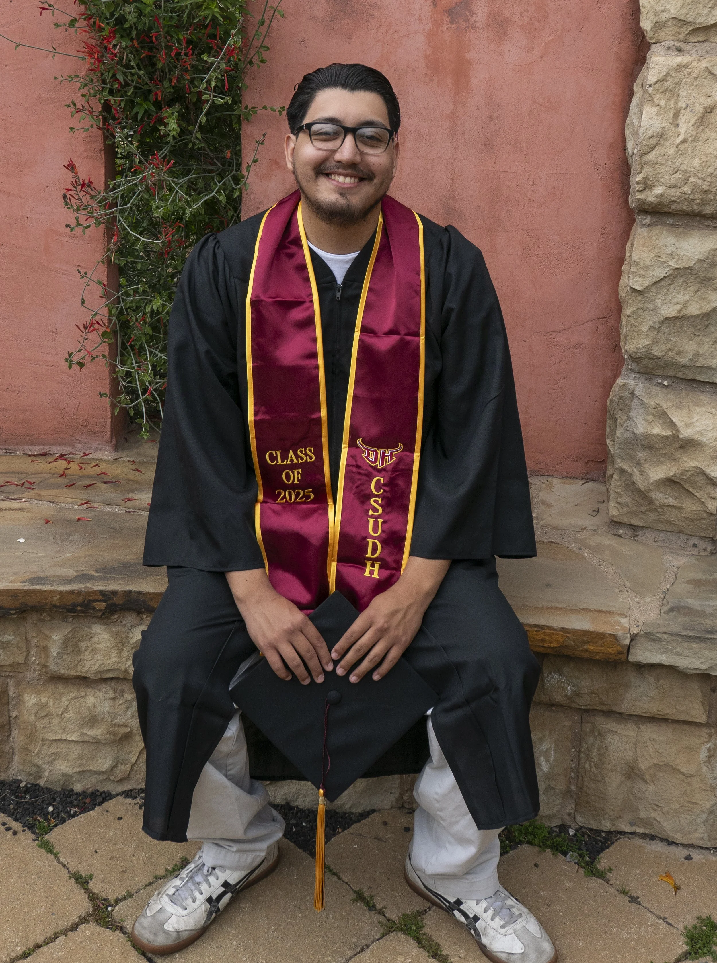 Graduation Photos -p-2.jpg