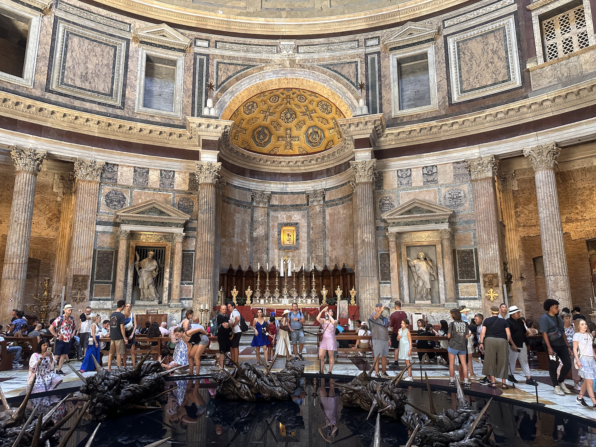 Experiencing the Pantheon in Rome
