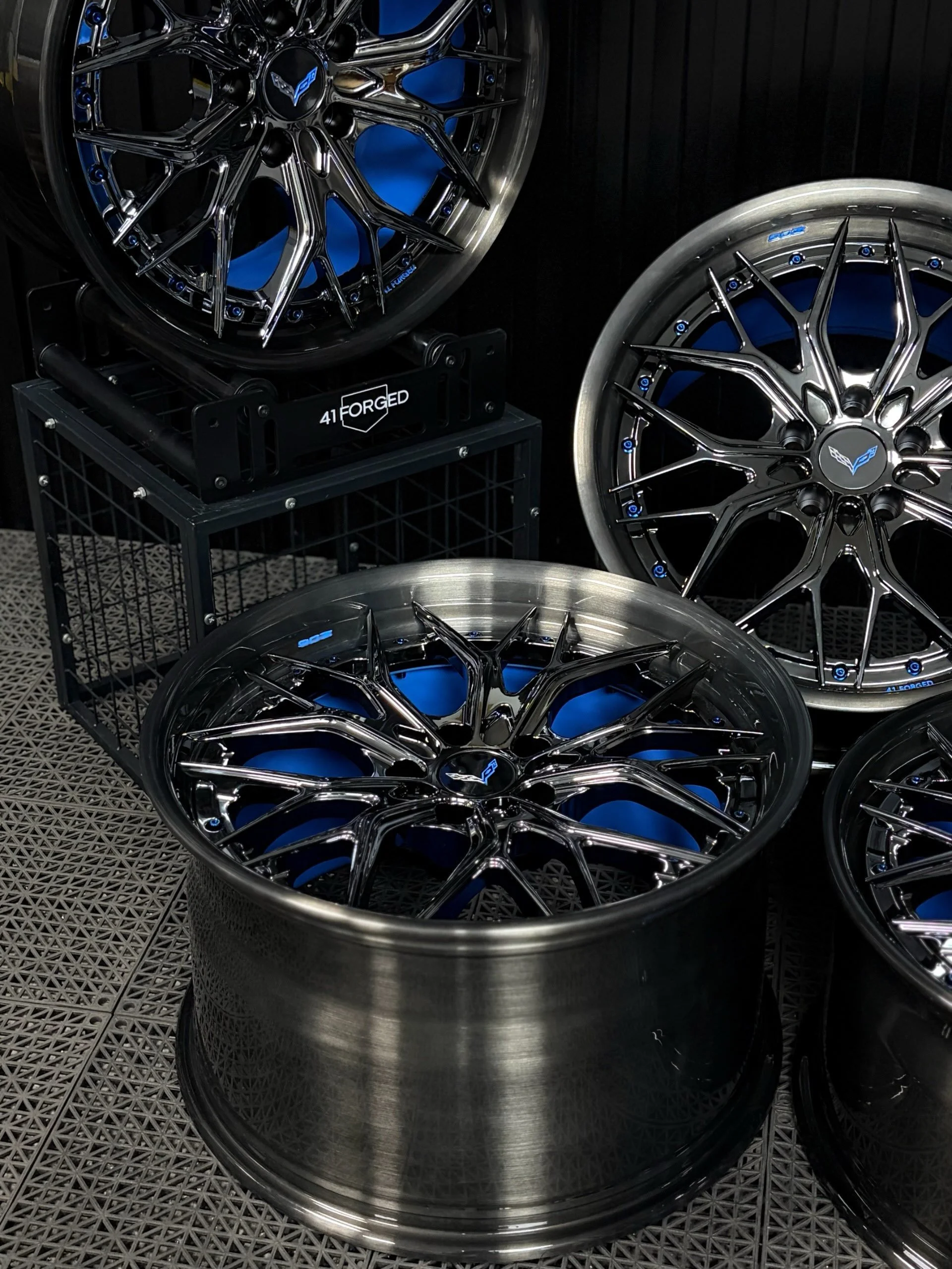 Check out this RAD set of C7 Z06 wheels we just finished up, these are a 19/20 setup. 

Design SS-190 || 2pc design || Forged 6061-T6

Brushed Black Lip x Black Chrome center 

Contact us today for a quote!! 

💻 www.41forged.com
📧 41forged@gmail.co