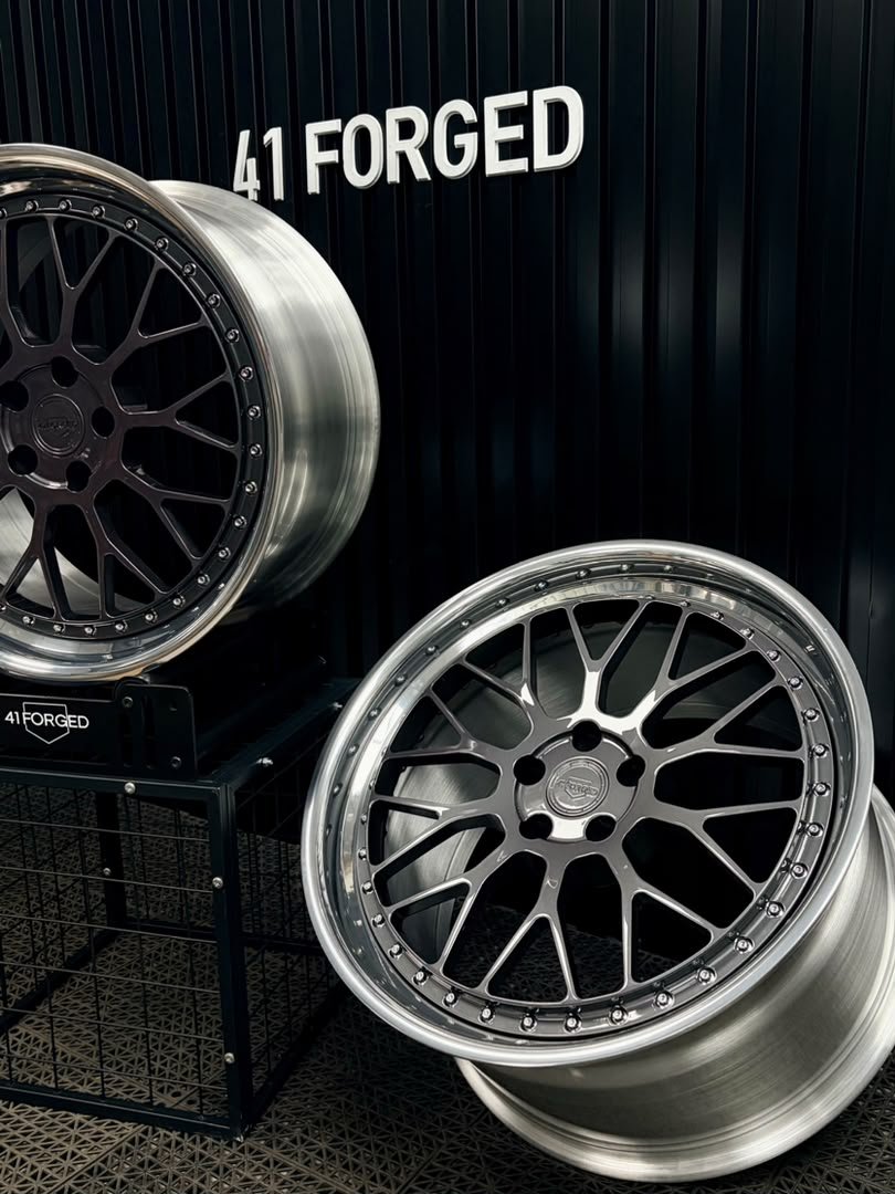 PS-40 - Gloss Graphite x Polished lip -7.jpeg