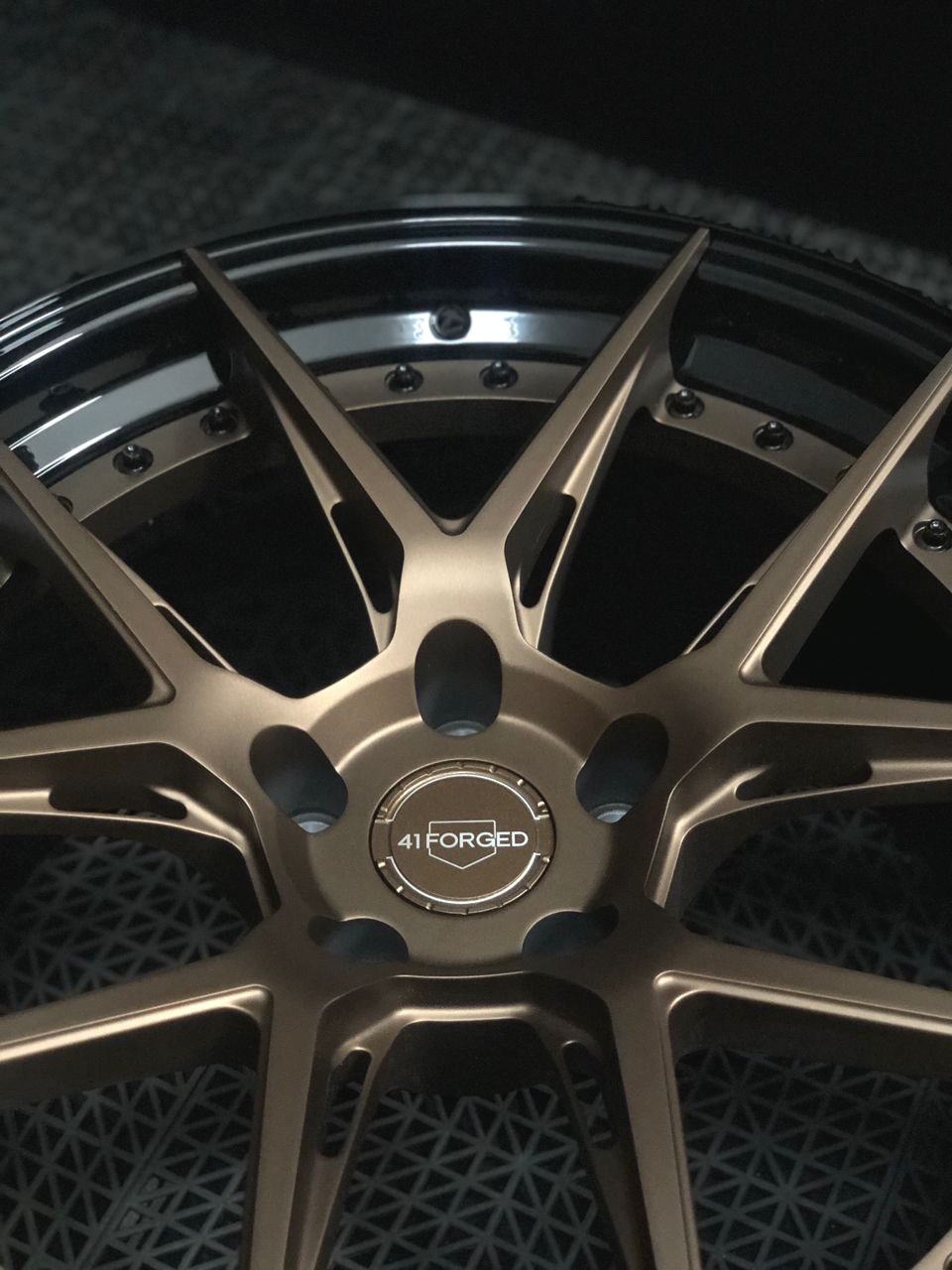 SS-110+Matte+Bronze+-+Gloss+black+CTSV+%28Finished%29+%285%29.jpg
