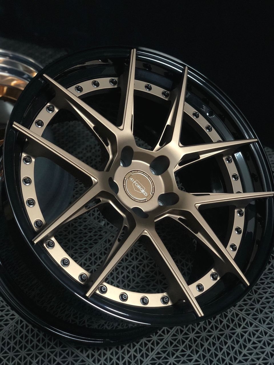 SS-110+Matte+Bronze+-+Gloss+black+CTSV+%28Finished%29%282%29.jpg
