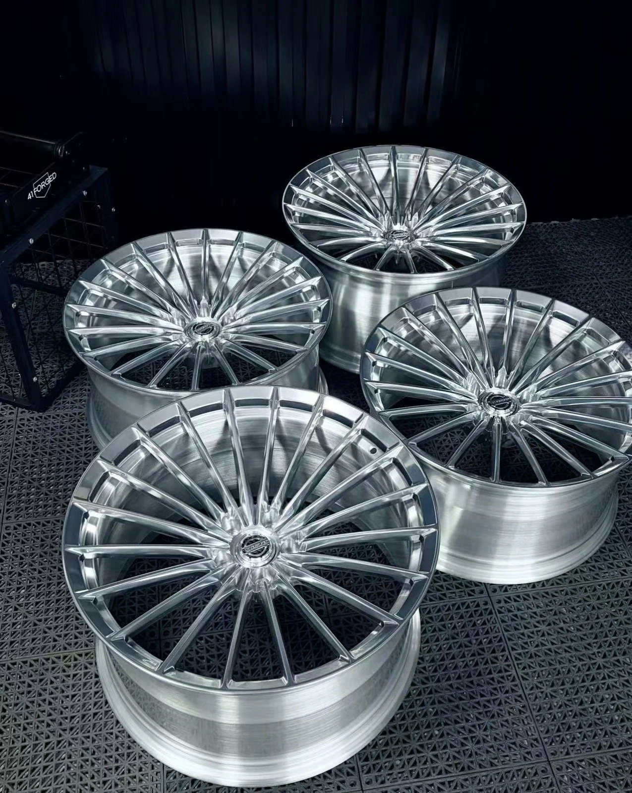 ML-210 - 20in Full Polished -11.jpeg