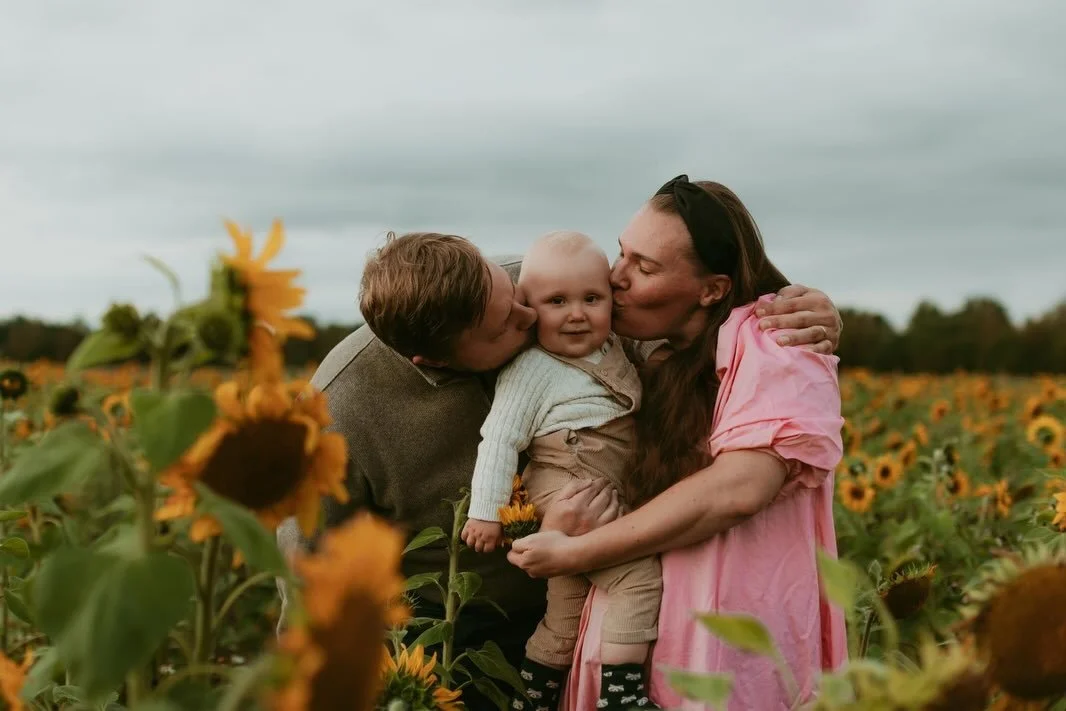 Mina &auml;lskade pojkar ❤️

Tack f&ouml;r livets h&ouml;st Arvid. Du &auml;r en liten kille med stor vilja. Du &auml;lskar att skratta. Du &auml;lskar fart och fl&auml;ng. Och du &auml;lskar dammvippor och vatten. Ja &ndash; och s&aring; kan du allt