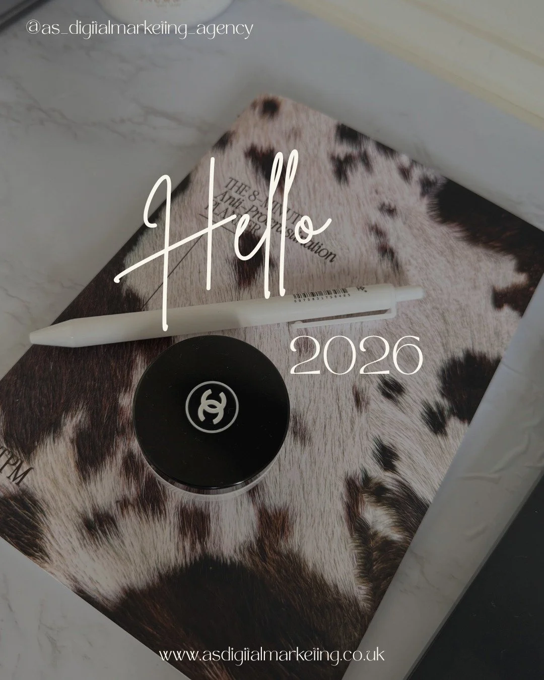 Hello 2026!!
A new year and even more momentum! ✨ Can't wait to see meet all the new clients and brands I will get to create and meet this year.