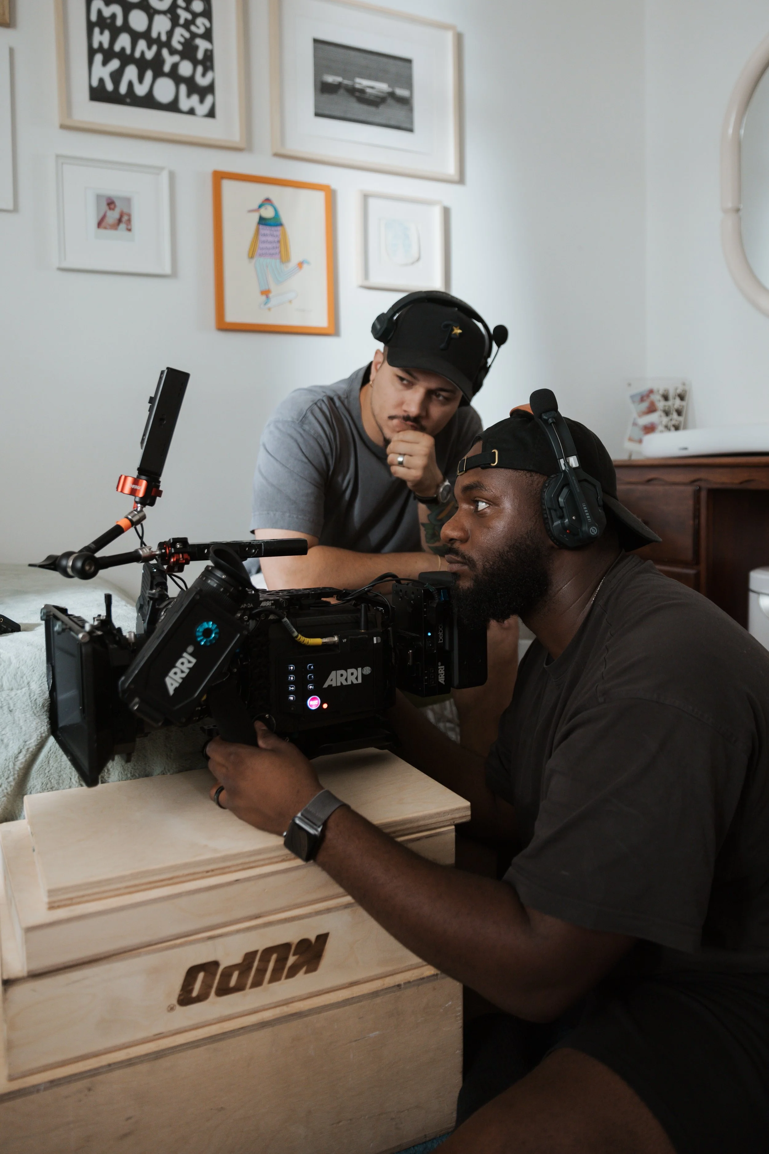 Mother_s_Day_26_Shoot_BTS_Lauren-22.jpg