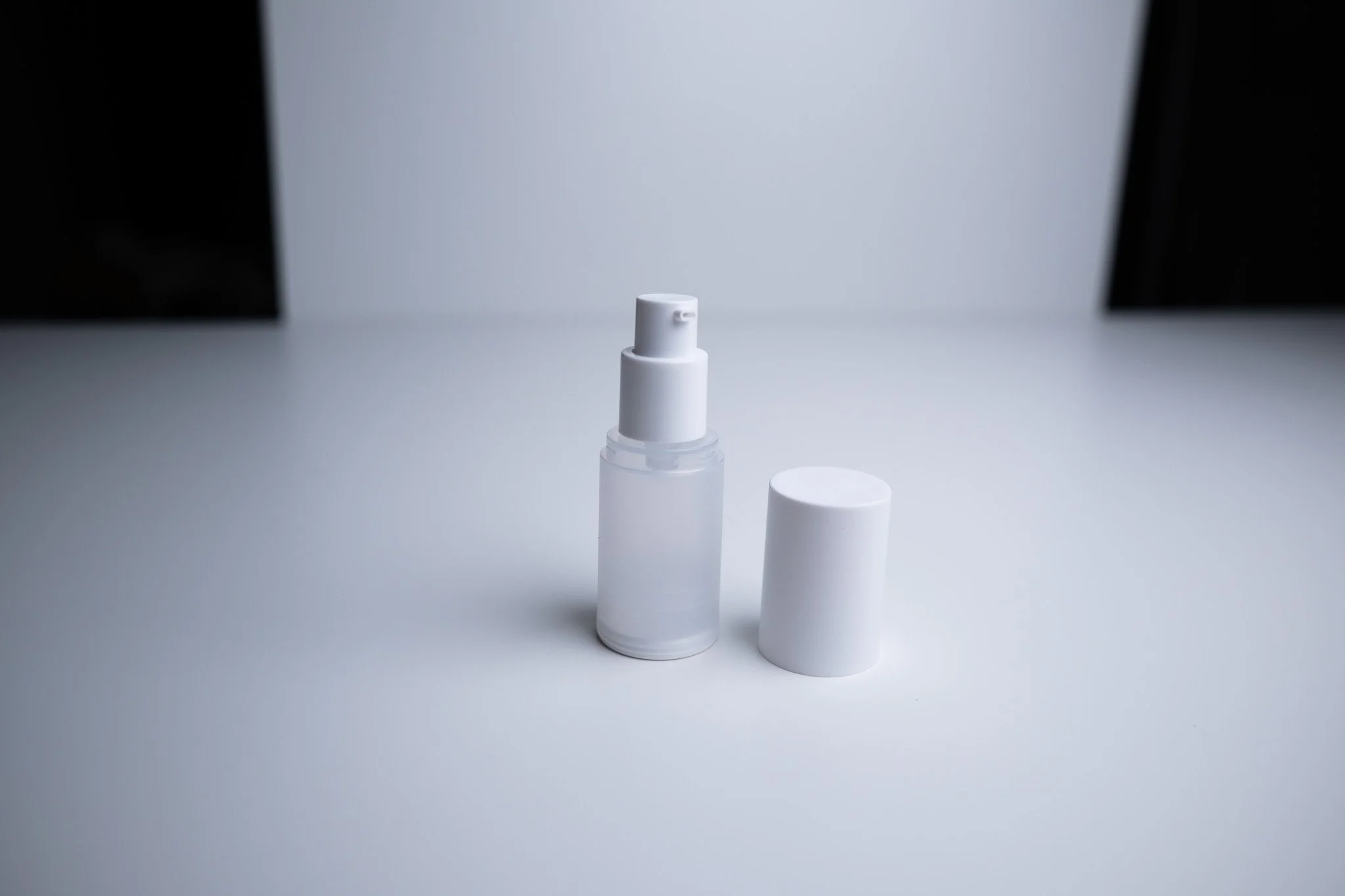 AIRLESS PUMP BOTTLE 20ML