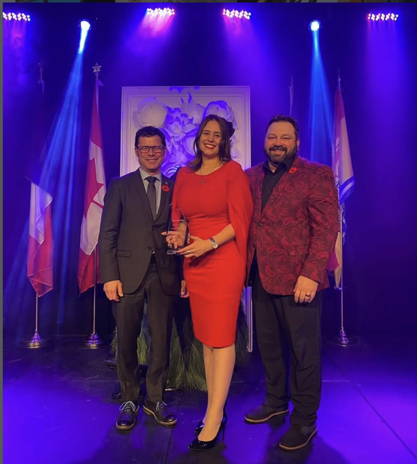 Amna Abdennour Ben Mahmoud receiving the 2022 TIANB Tourism Marketing Award in New Brunswick
