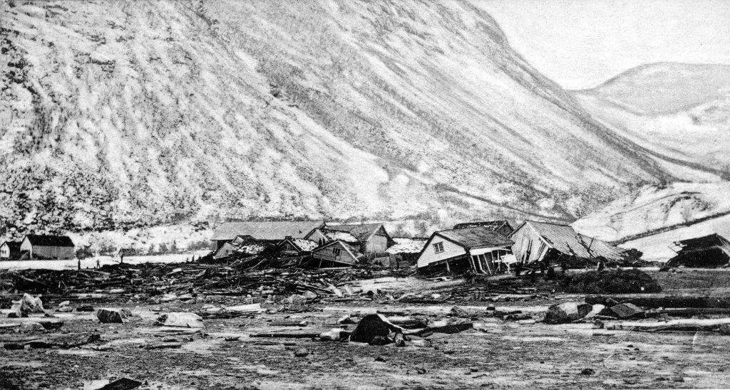 1 - Landslide 1905.jpg