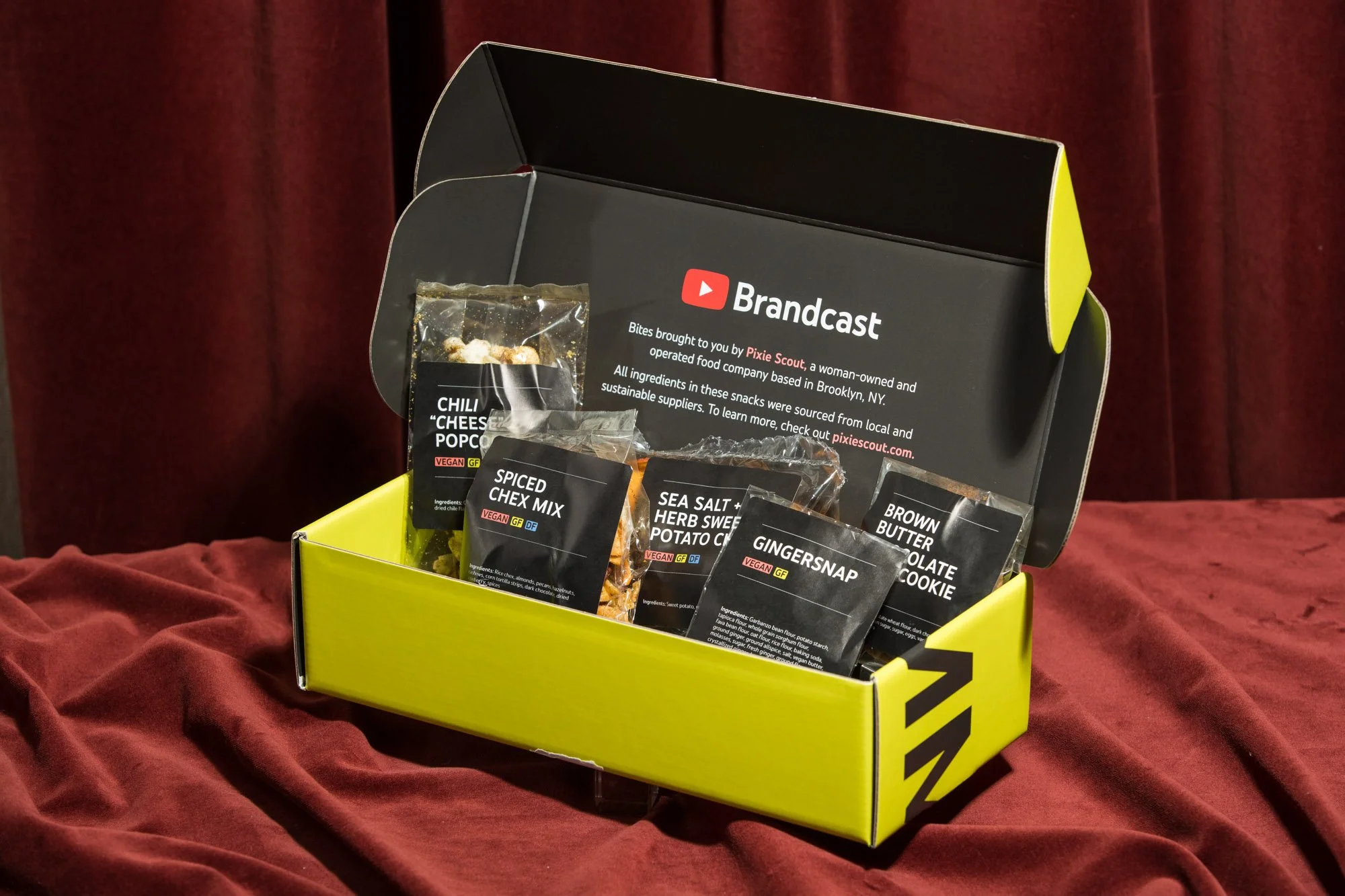 2022-05-17 YouTube Brandcast Snackbox-192-2000px.jpg