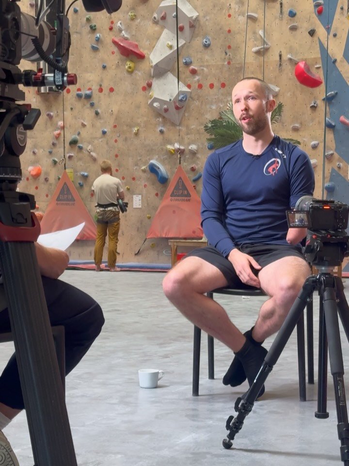 Warming up for the World Championship next week!🔥Seoul, here we go!!!

#ifsc #paraclimbing #paraathlete #leadclimbing #climbing #worldchampionship
