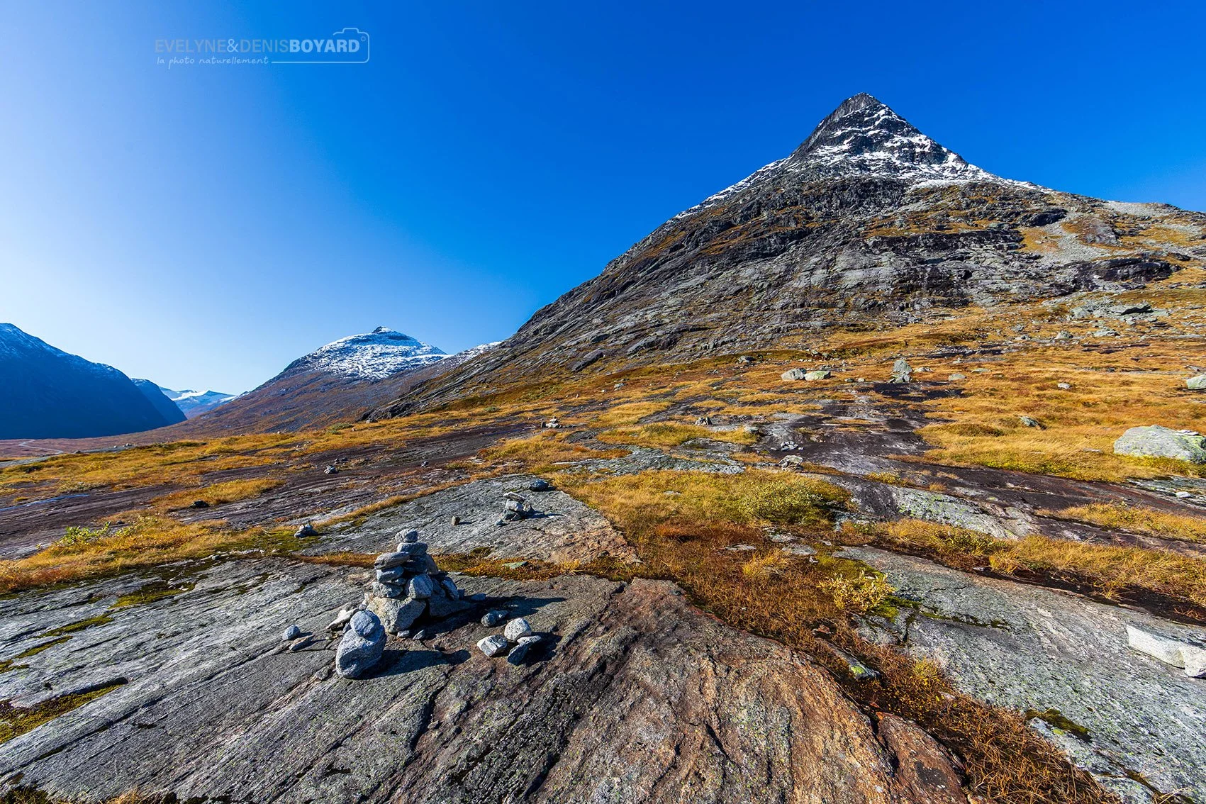 Cairn sur la route des trolls (Trollstigen).