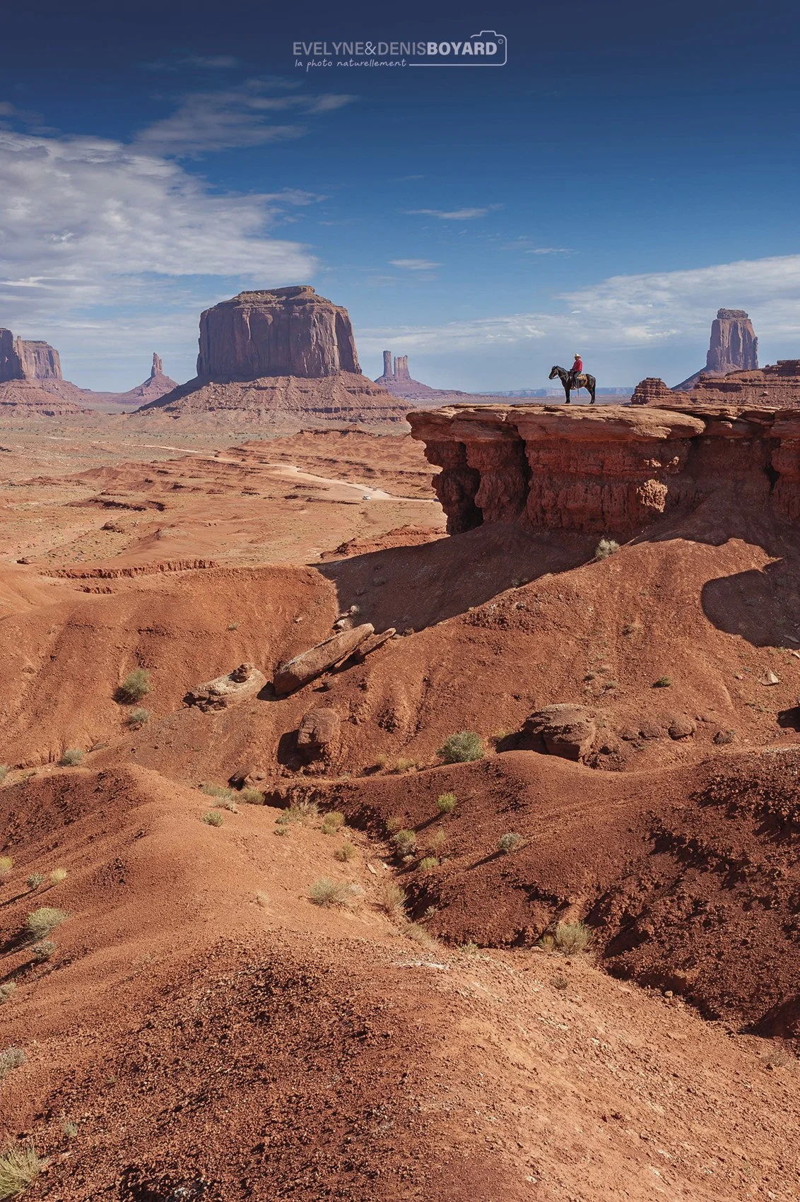 Indien navajo à John Ford's Point, Monument Valley.
