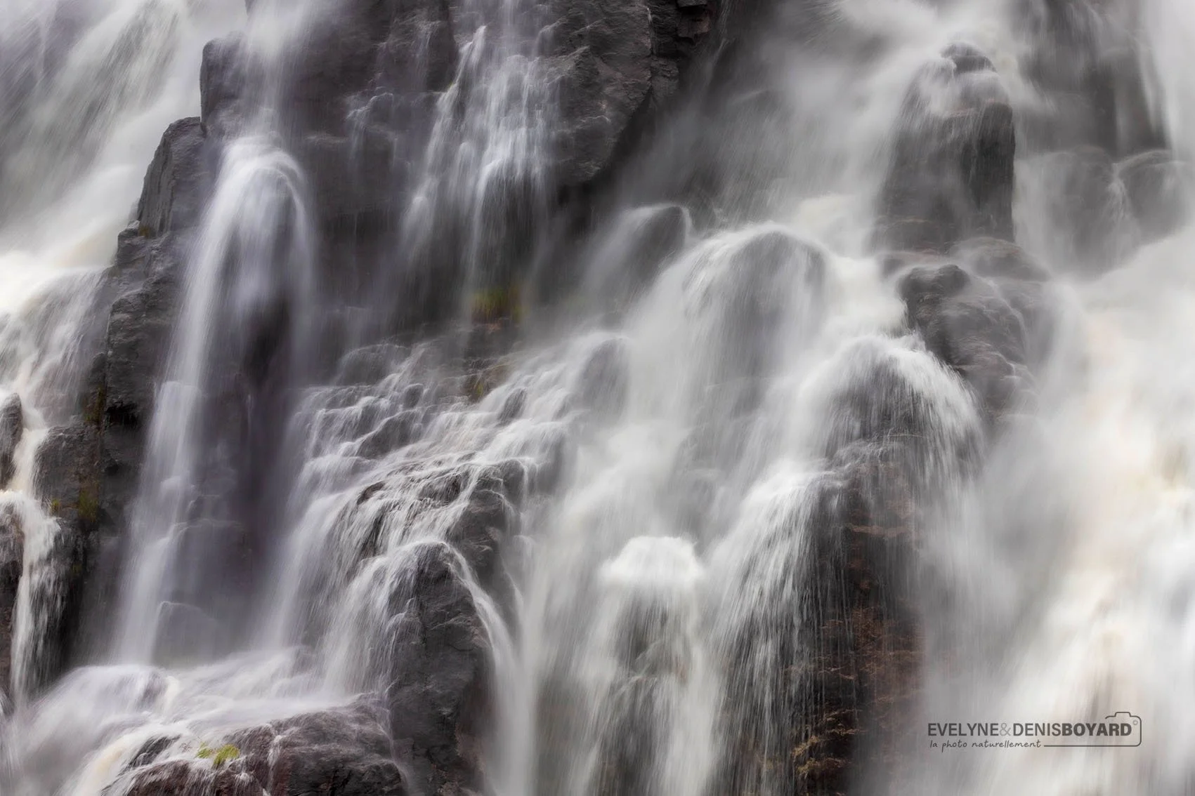 Cascade de Lysefjord.