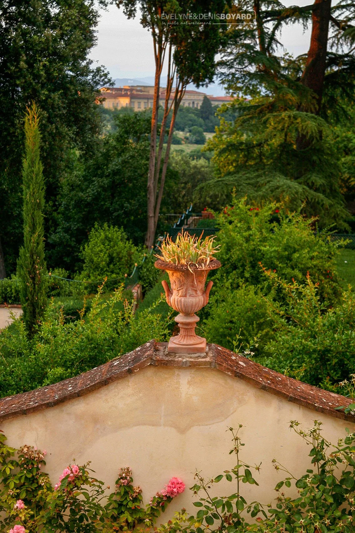 Jardin d'une villa du XVIe siècle, près de Florence.