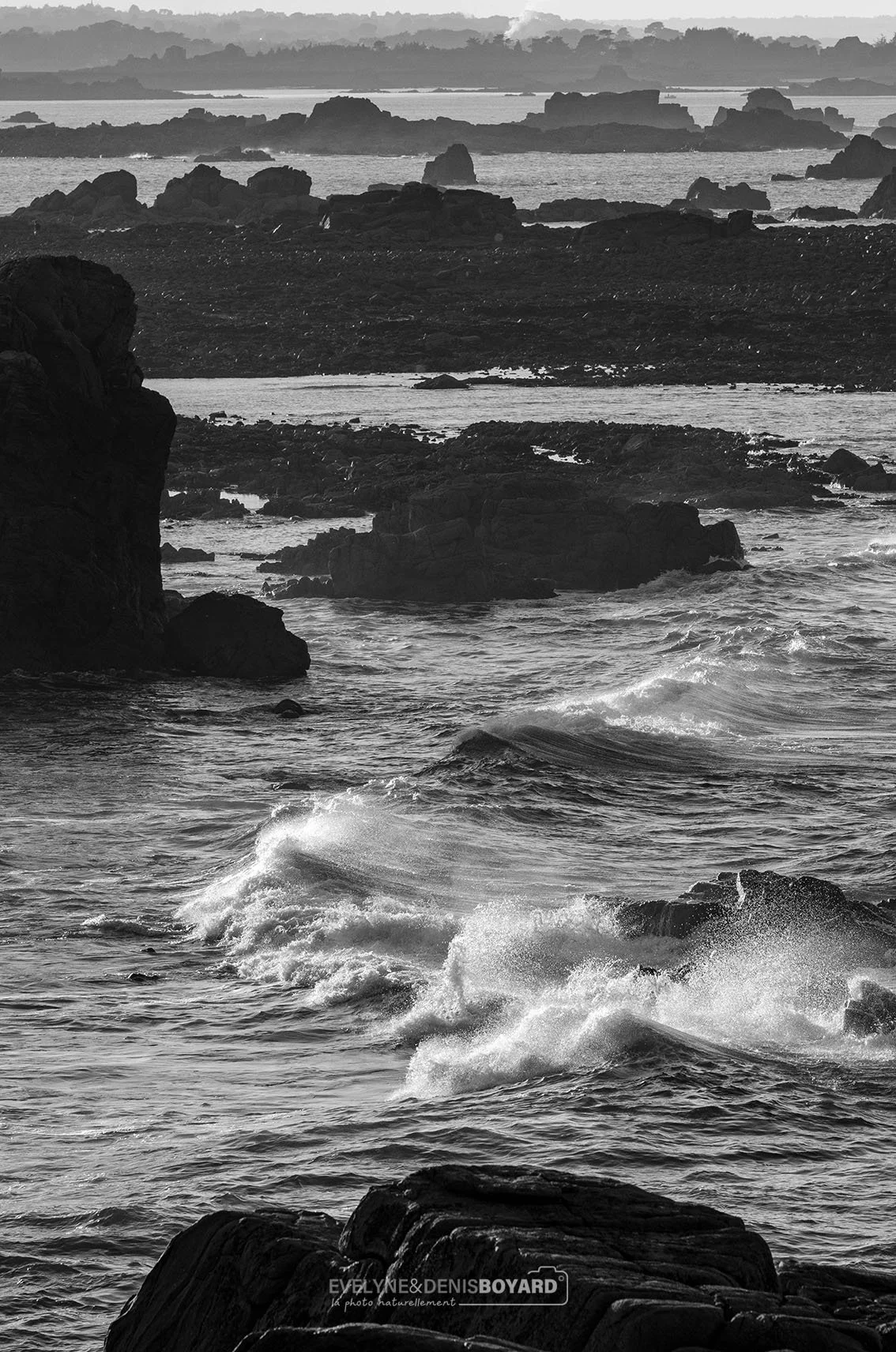Gouffre de Plougrescant - Baie d'Enfer, Pointe des Châteaux (Côte d'Armor).