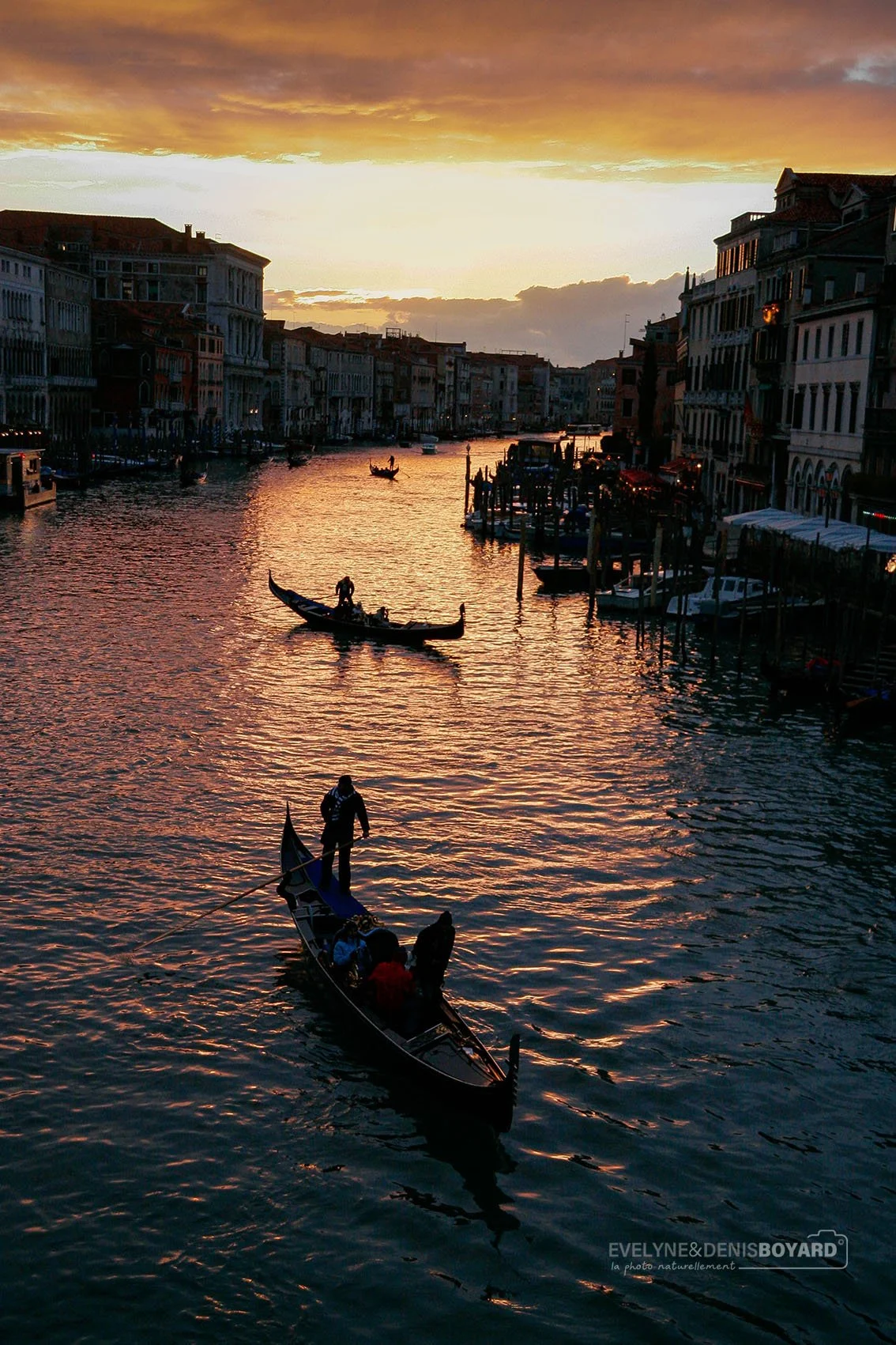 Crépuscule sur le Grand Canal.